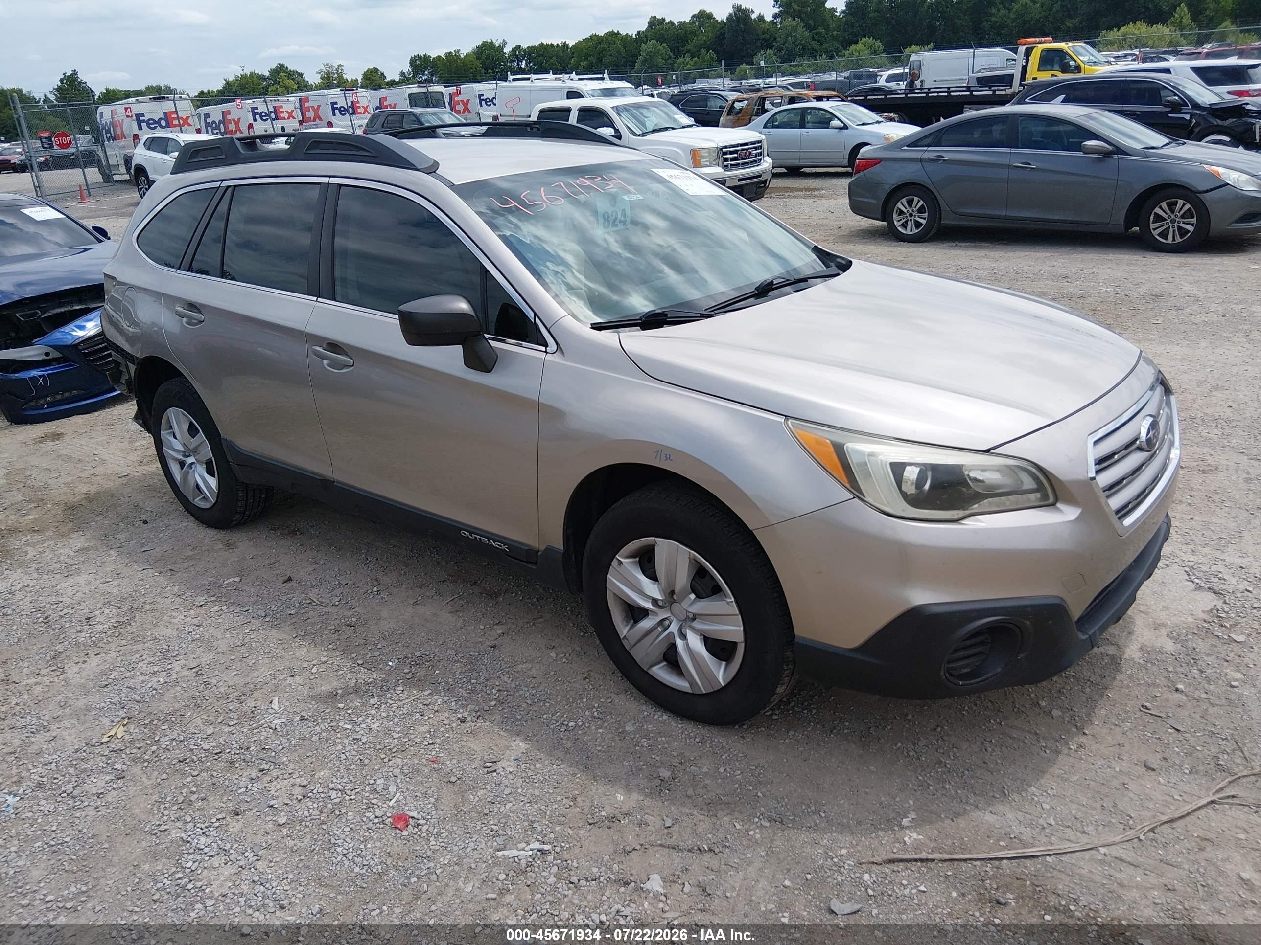 2015 Subaru Outback 2.5i, VIN 4S4BSBAC9F3343528 — Rear end