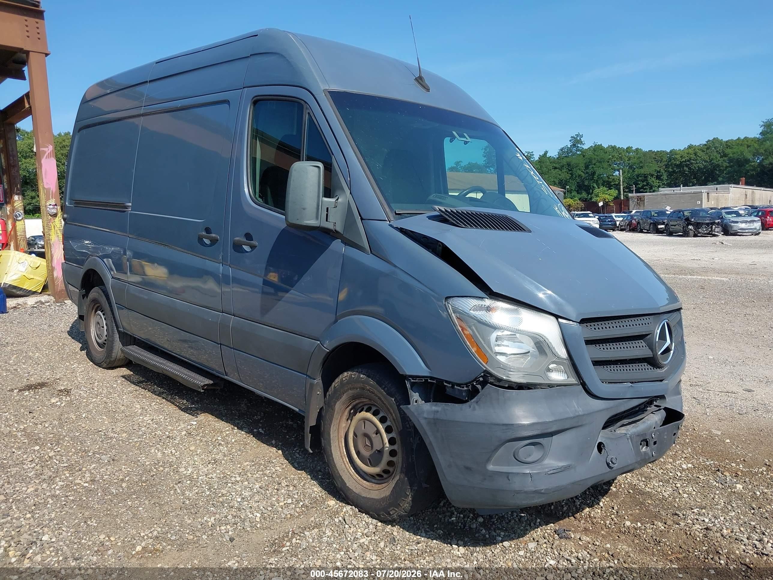 2018 Mercedes-Benz Sprinter Cargo, VIN WD3PE7CDXJP647080 — Front end