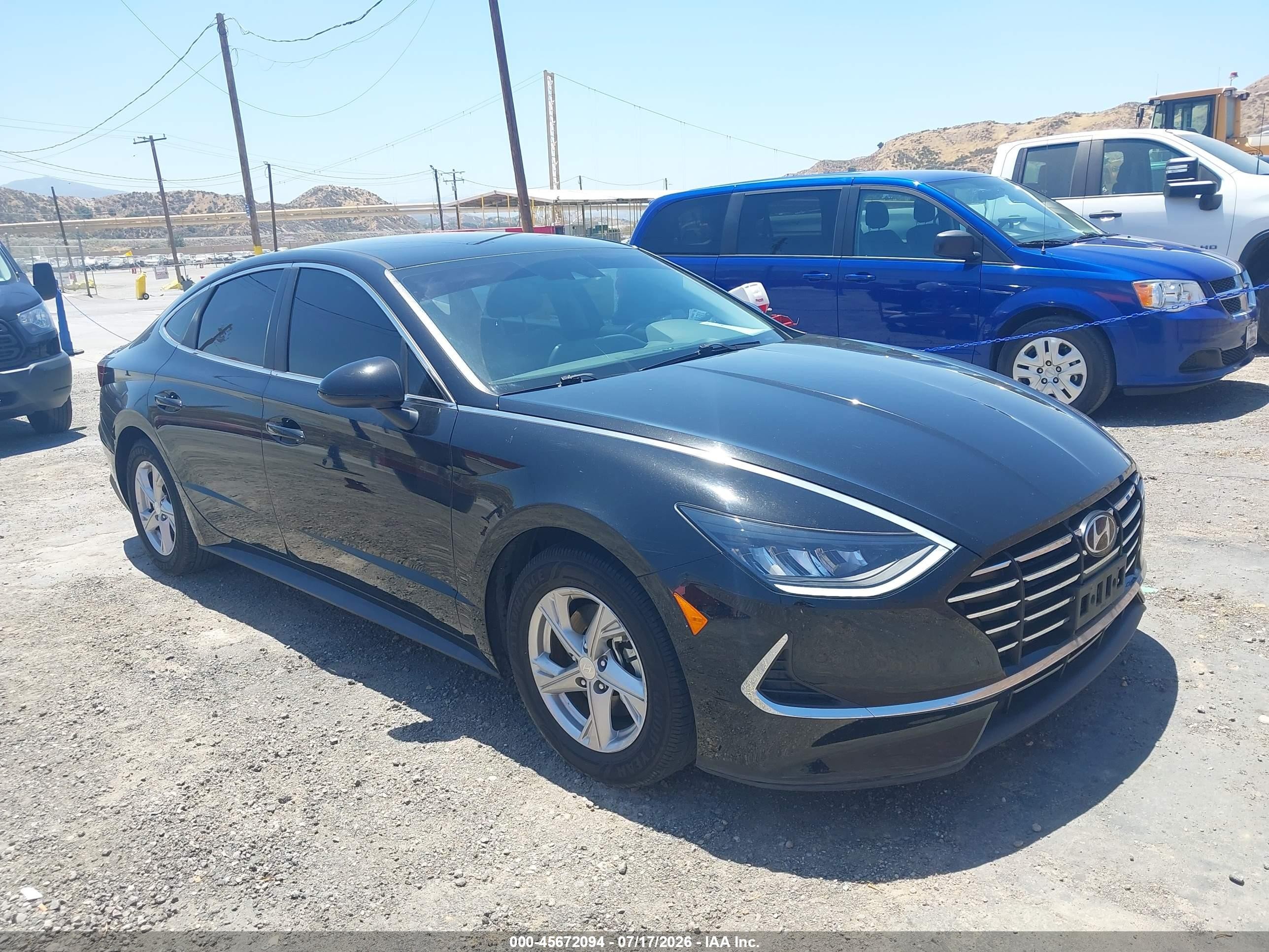 2020 Hyundai Sonata SE, VIN 5NPEG4JA4LH041982 — Front end