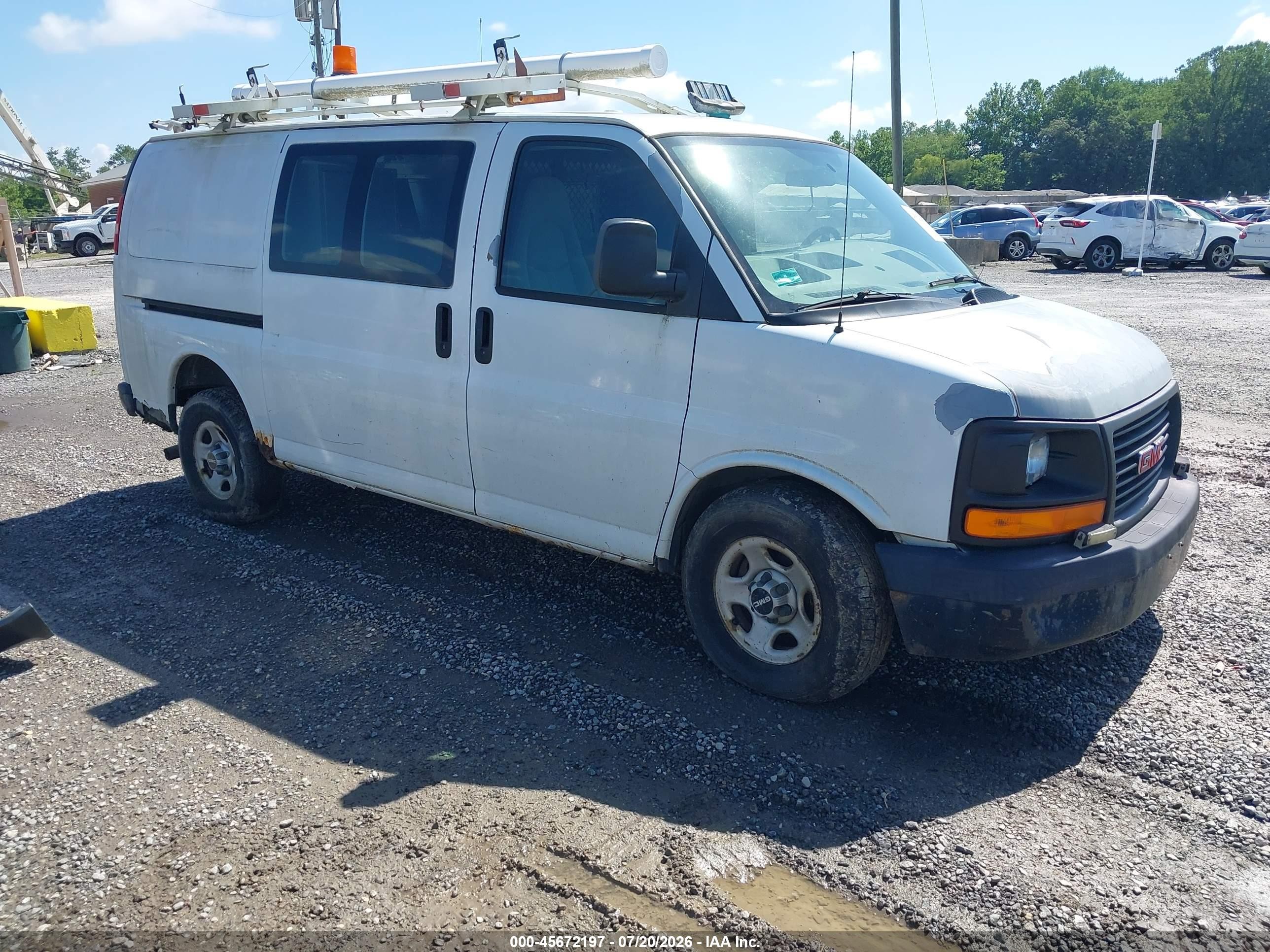 2008 GMC Savana, VIN 1GTFH154481235124 — Normal wear