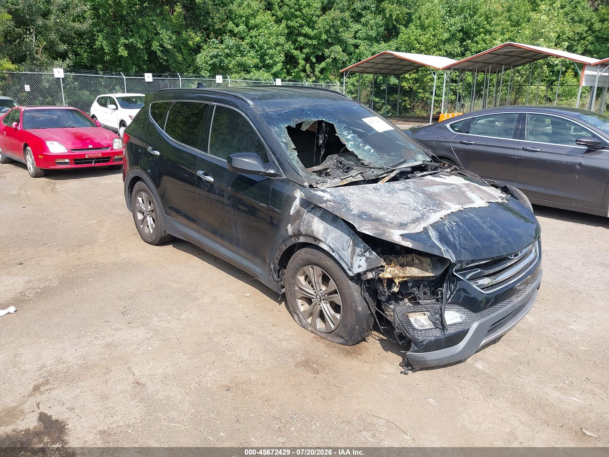 2014 Hyundai Santa Fe, VIN 5XYZU3LB5EG138046 — Engine fire