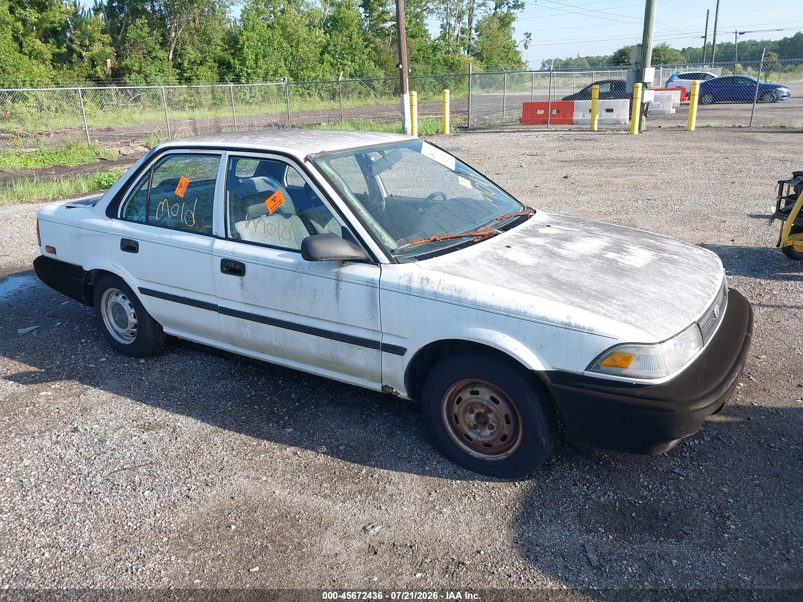1992 Toyota Corolla, VIN JT2AE91A1N0273014 — Normal wear