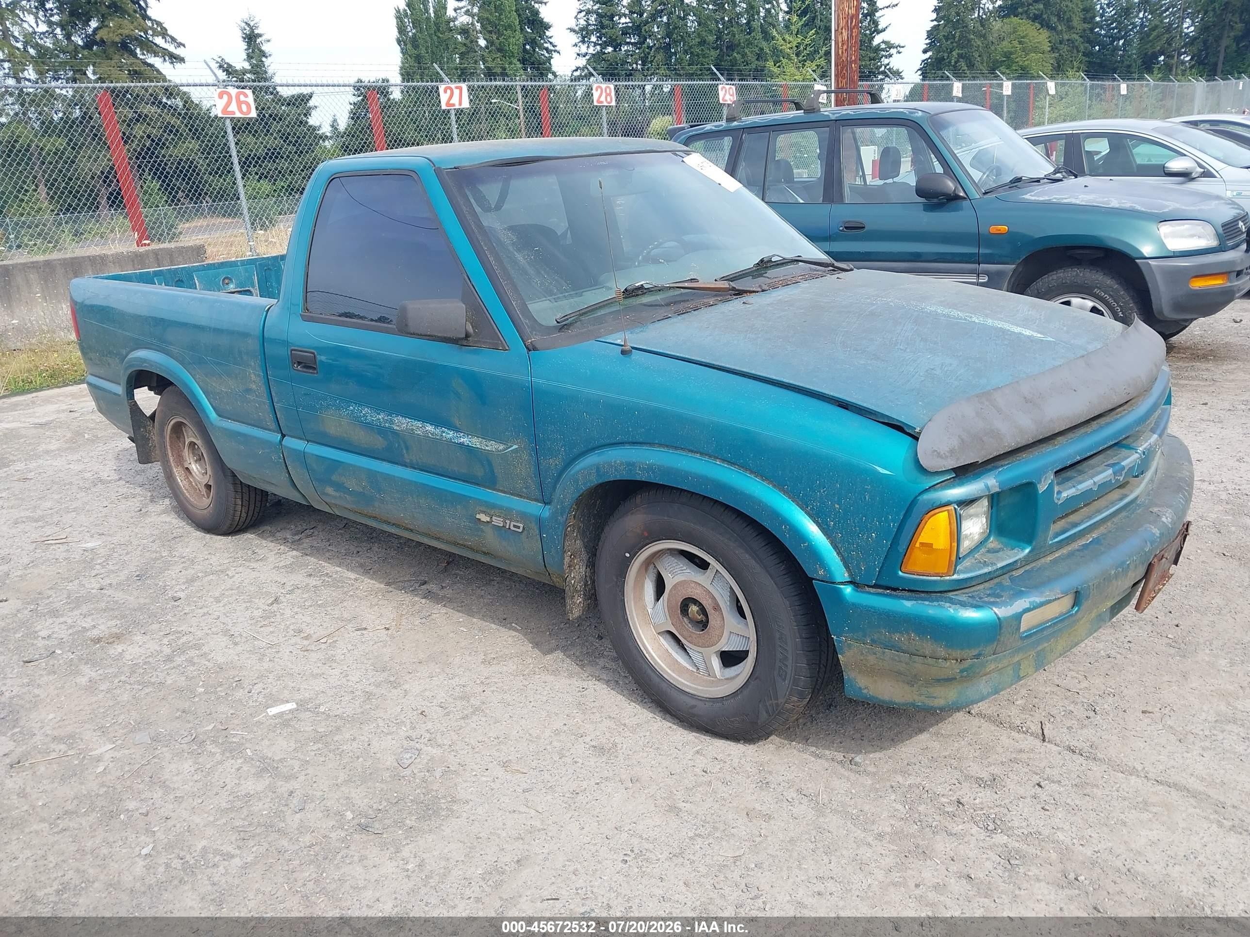 1995 Chevrolet S-10, VIN 1GCCS1445S8119712 — Normal wear