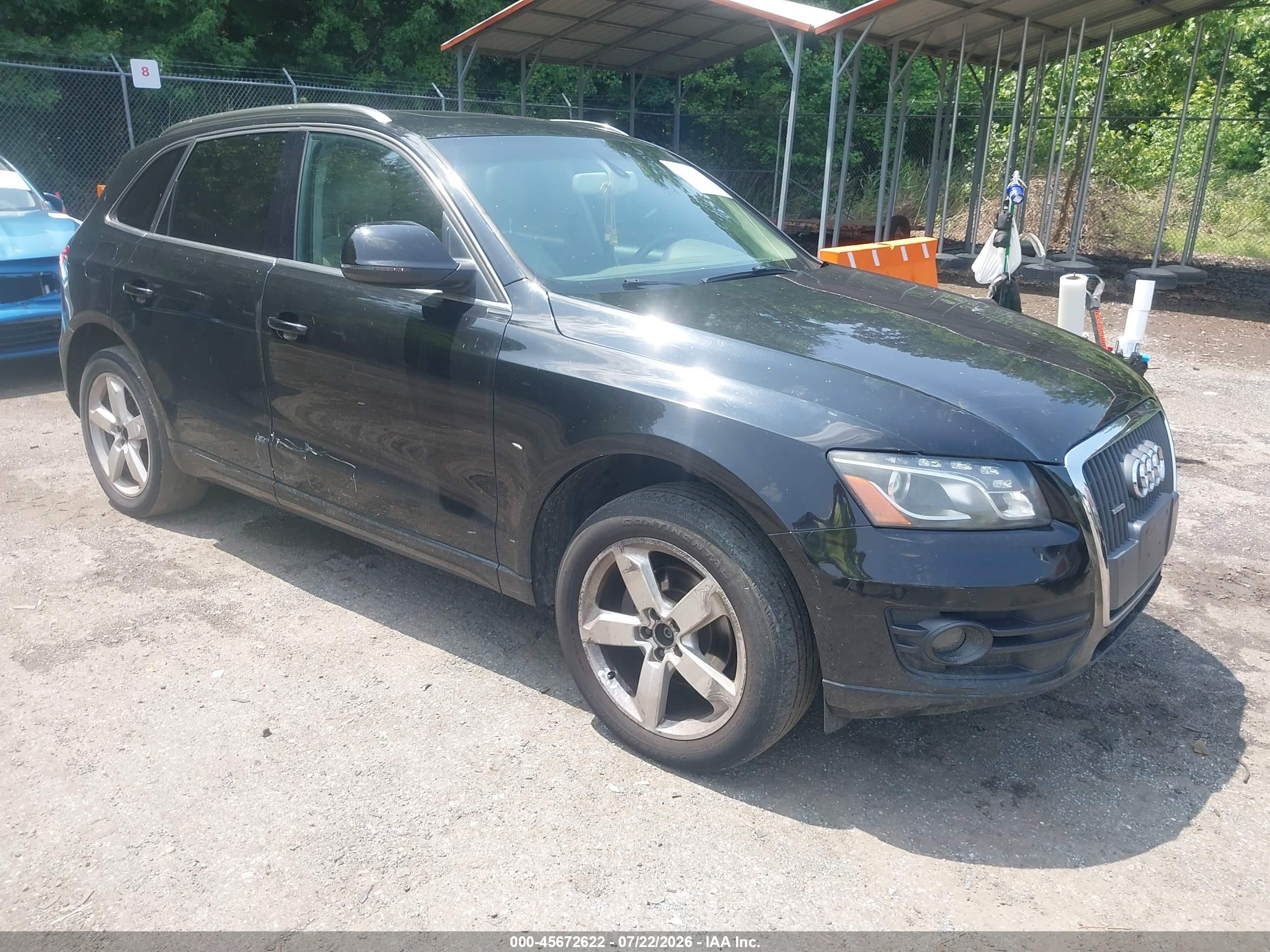 2011 Audi Q5 Premium Plus, VIN WA1LFAFP5BA093496 — Rear end
