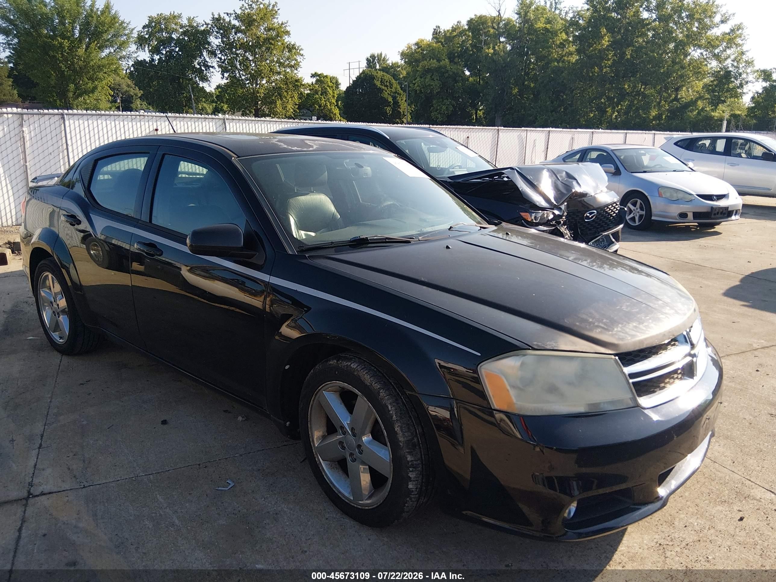 2011 Dodge Avenger Lux, VIN 1B3BD2FG8BN574690 — Обычный износ