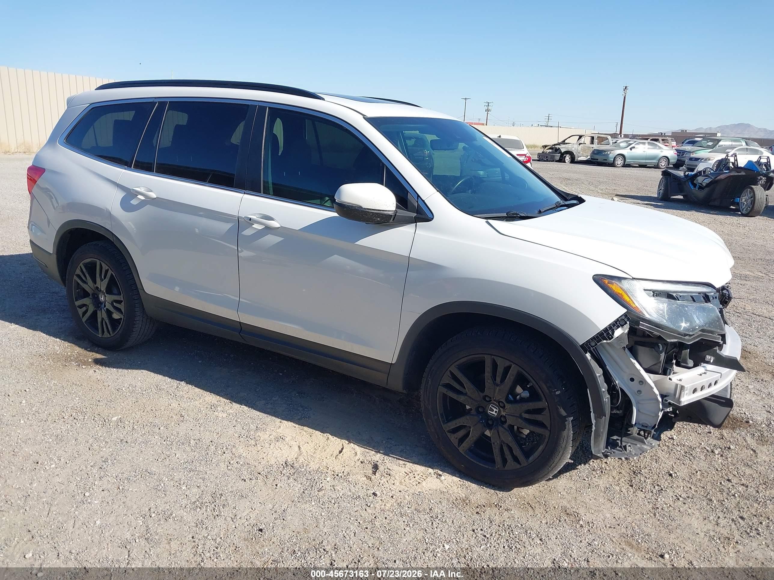 2021 Honda Pilot Special Edition, VIN 5FNYF6H23MB050313 — Перед