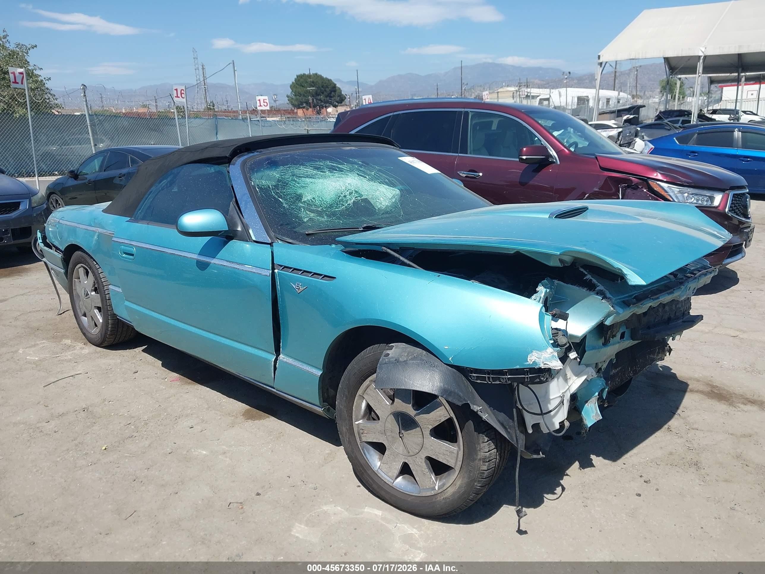2002 Ford Thunderbird Hardtop Premium, VIN 1FAHP60A82Y109665 — Обычный износ