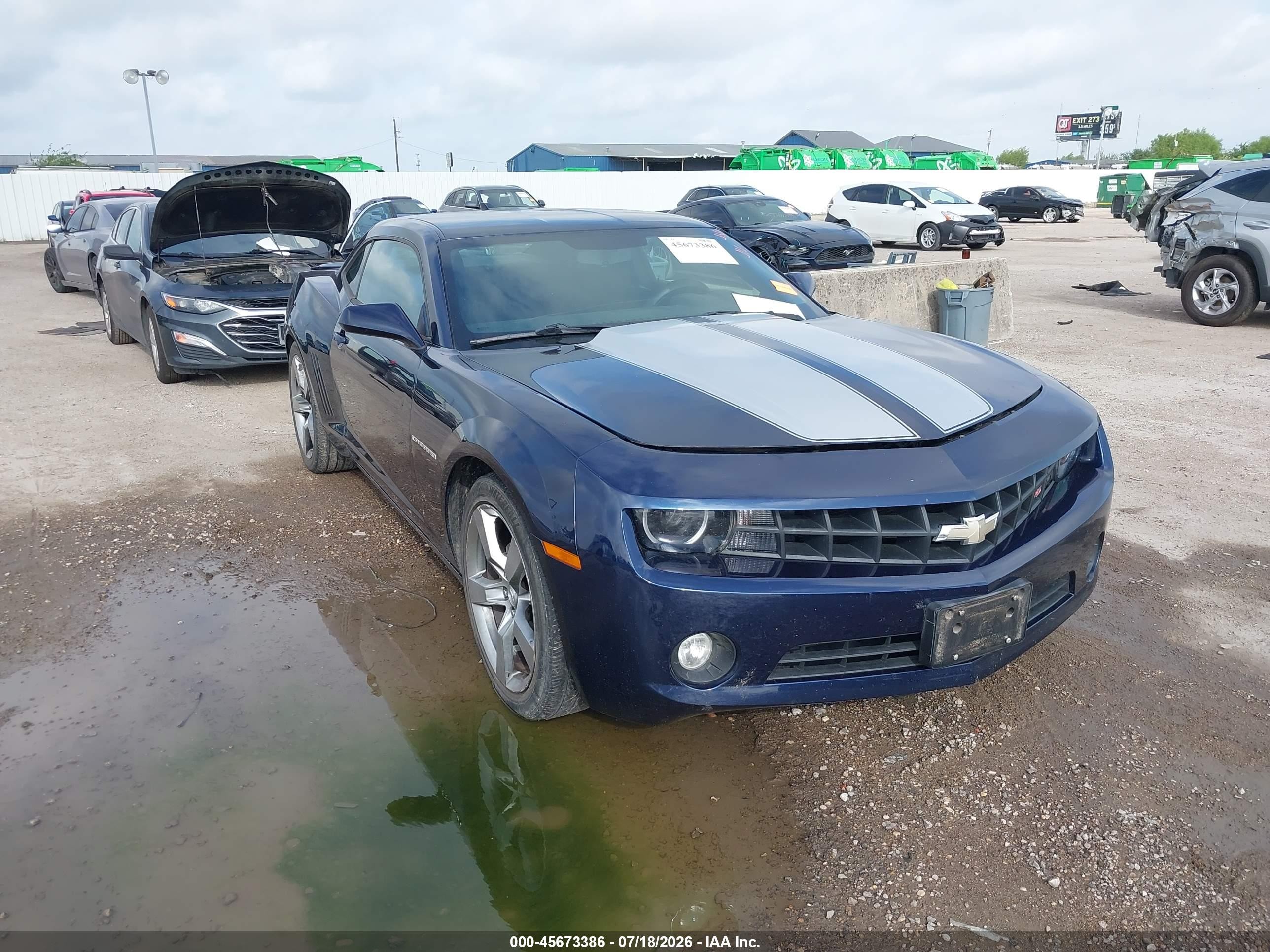 2011 Chevrolet Camaro 1LT, VIN 2G1FB1ED5B9152900 — Normal wear