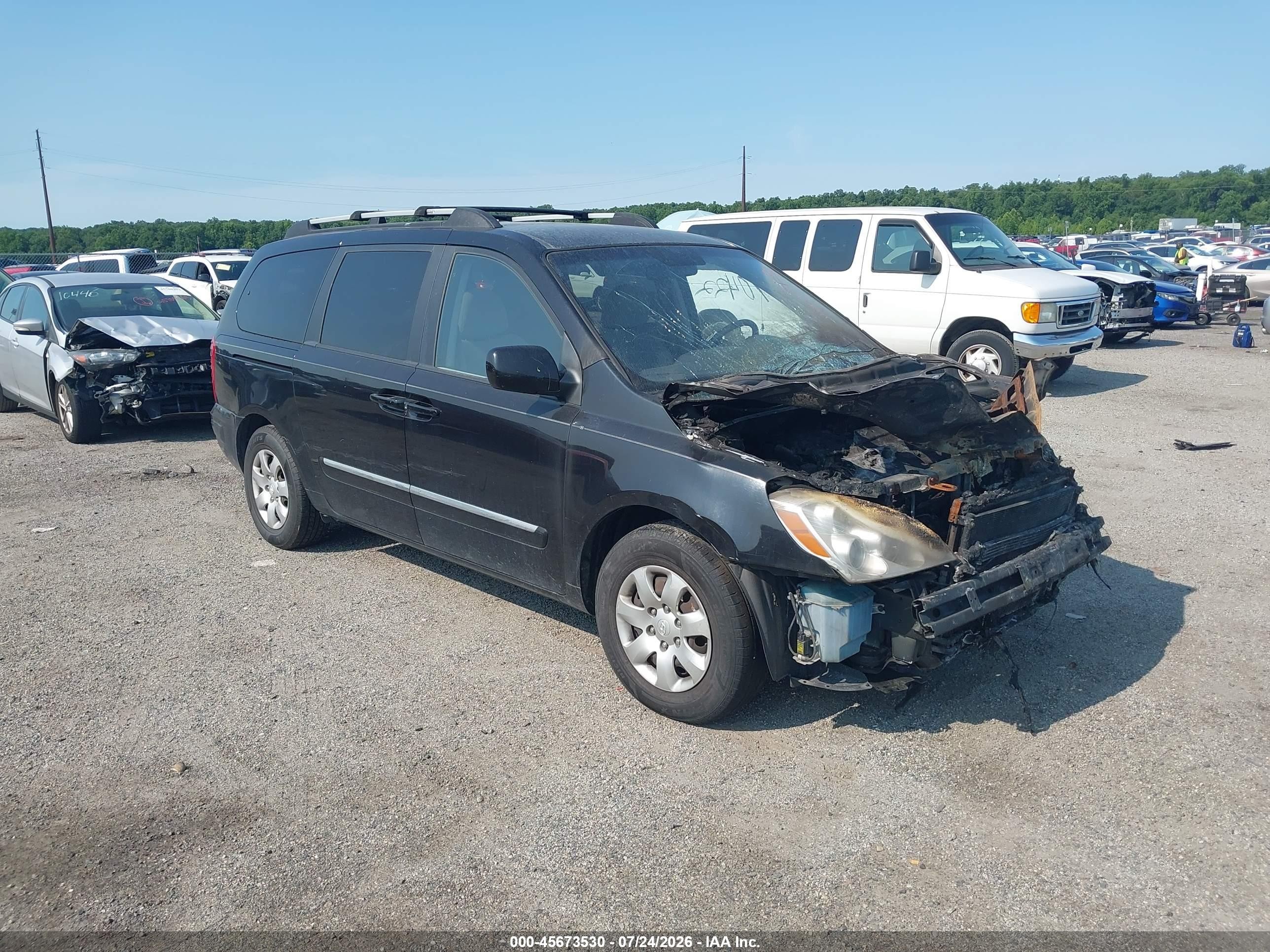 2008 Hyundai Entourage GLS, VIN KNDMC233086050075 — Engine fire