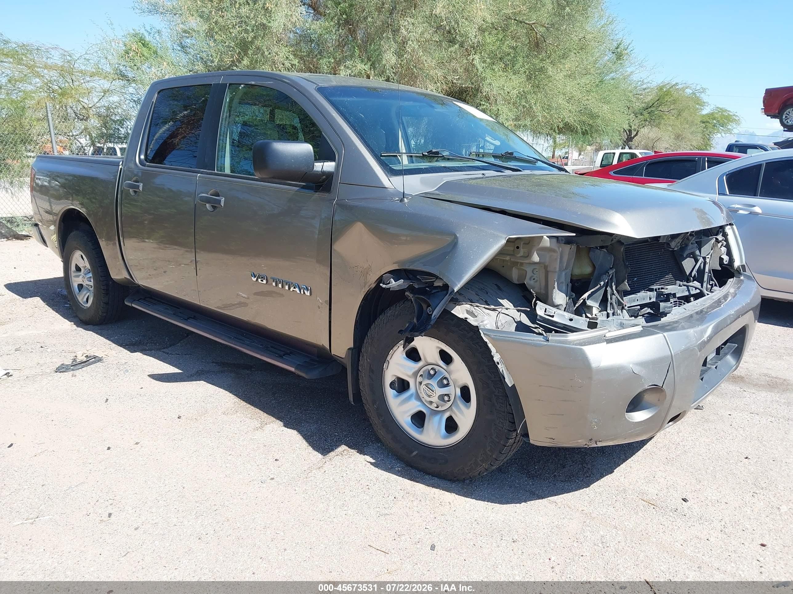 2007 Nissan Titan XE, VIN 1N6AA07A17N246078 — Перед