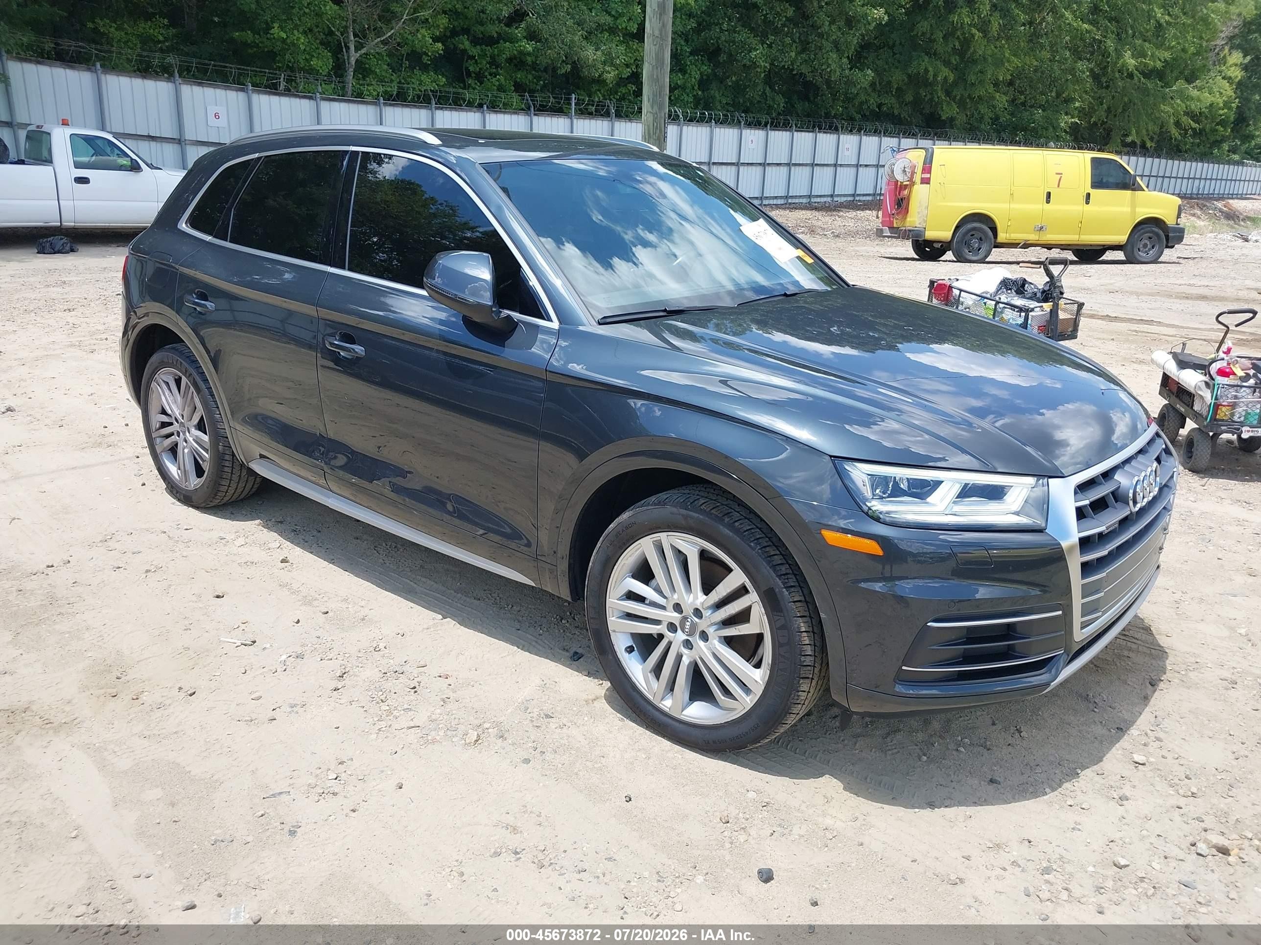 2018 Audi Q5 Premium Plus, VIN WA1BNAFY8J2112512 — Side
