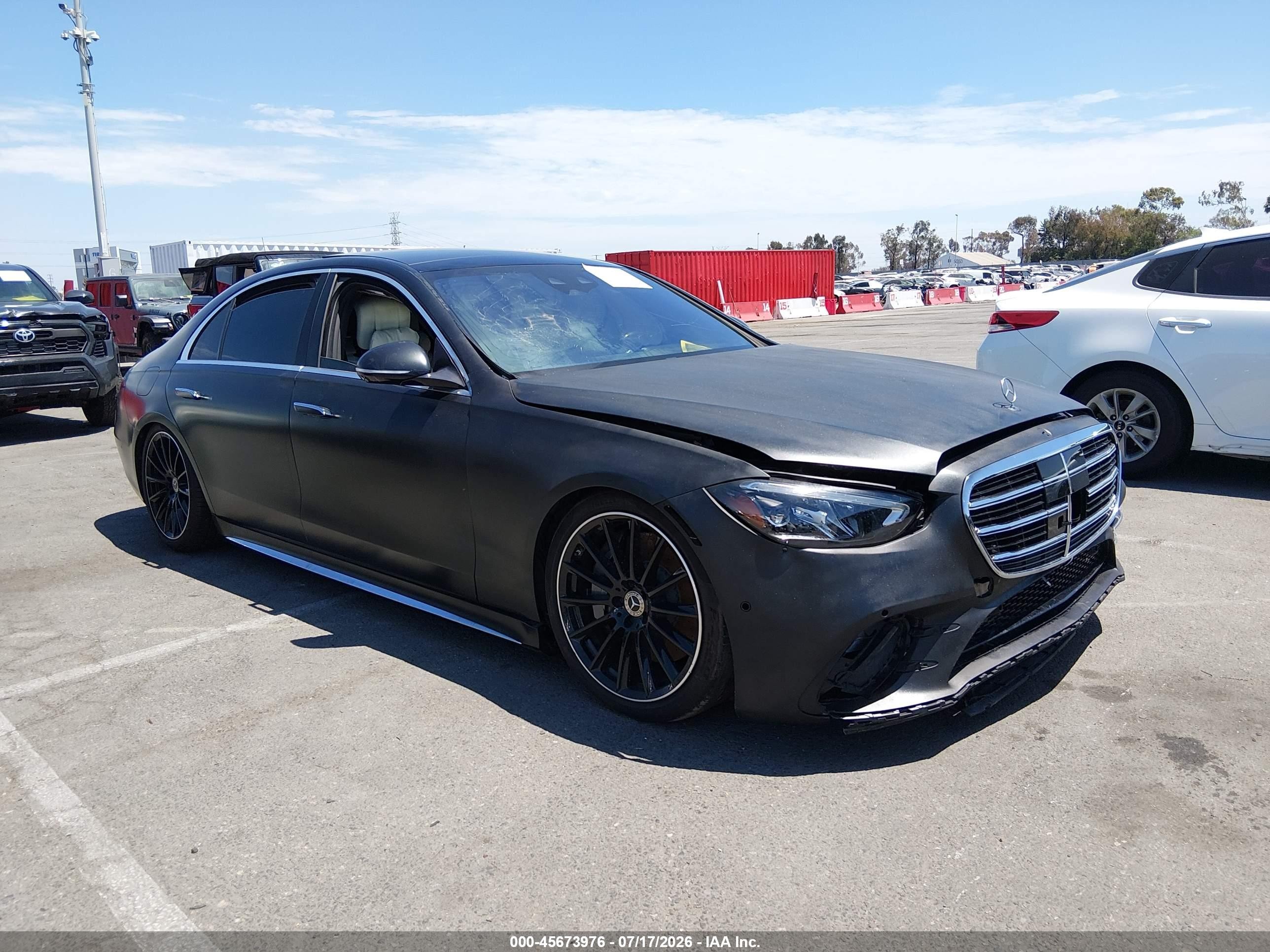 2022 Mercedes-Benz S 580, VIN W1K6G7GB0NA133581 — Front end