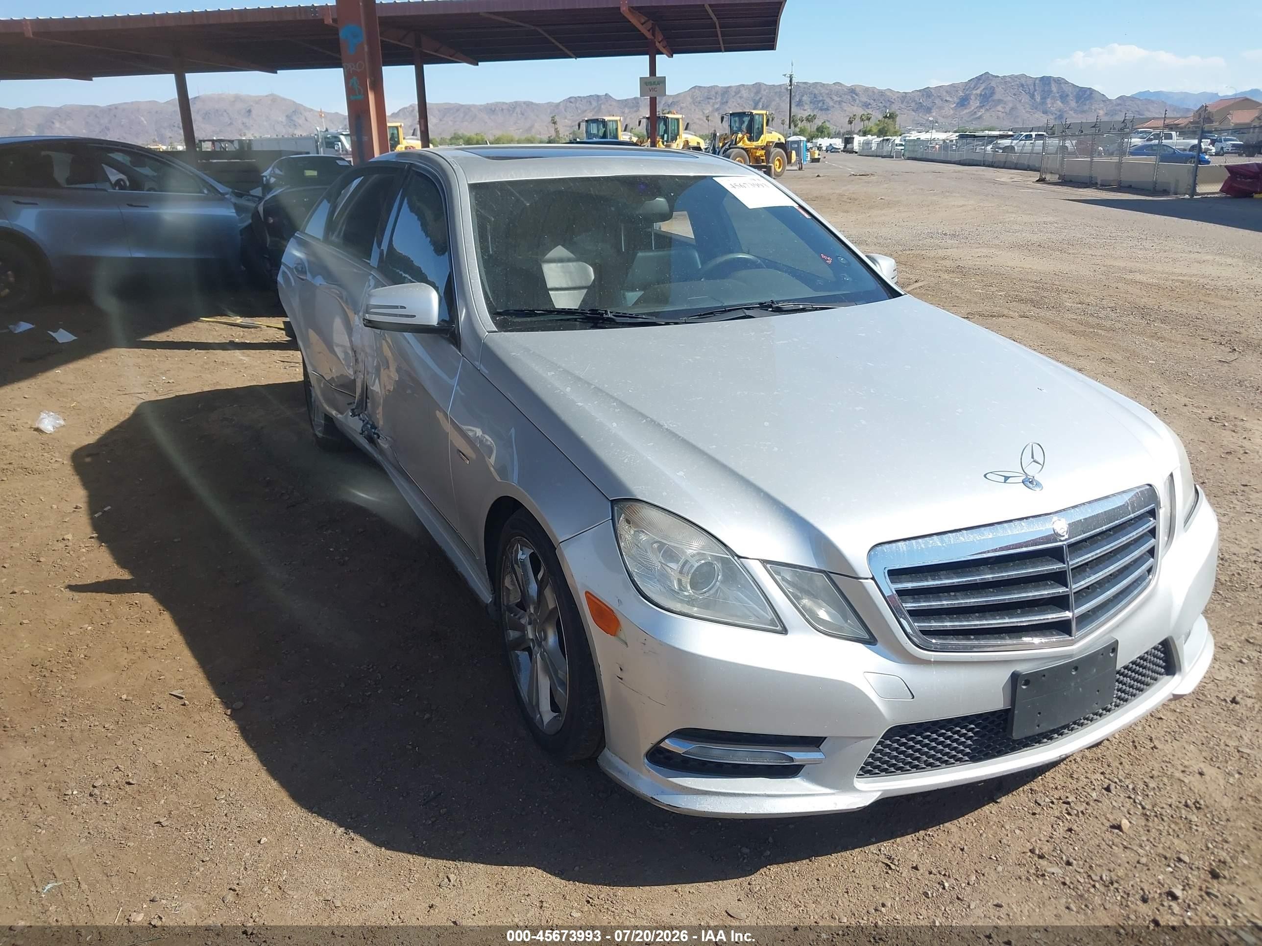 2012 Mercedes-Benz E 350 Luxury, VIN WDDHF5KB4CA584582 — Not stated