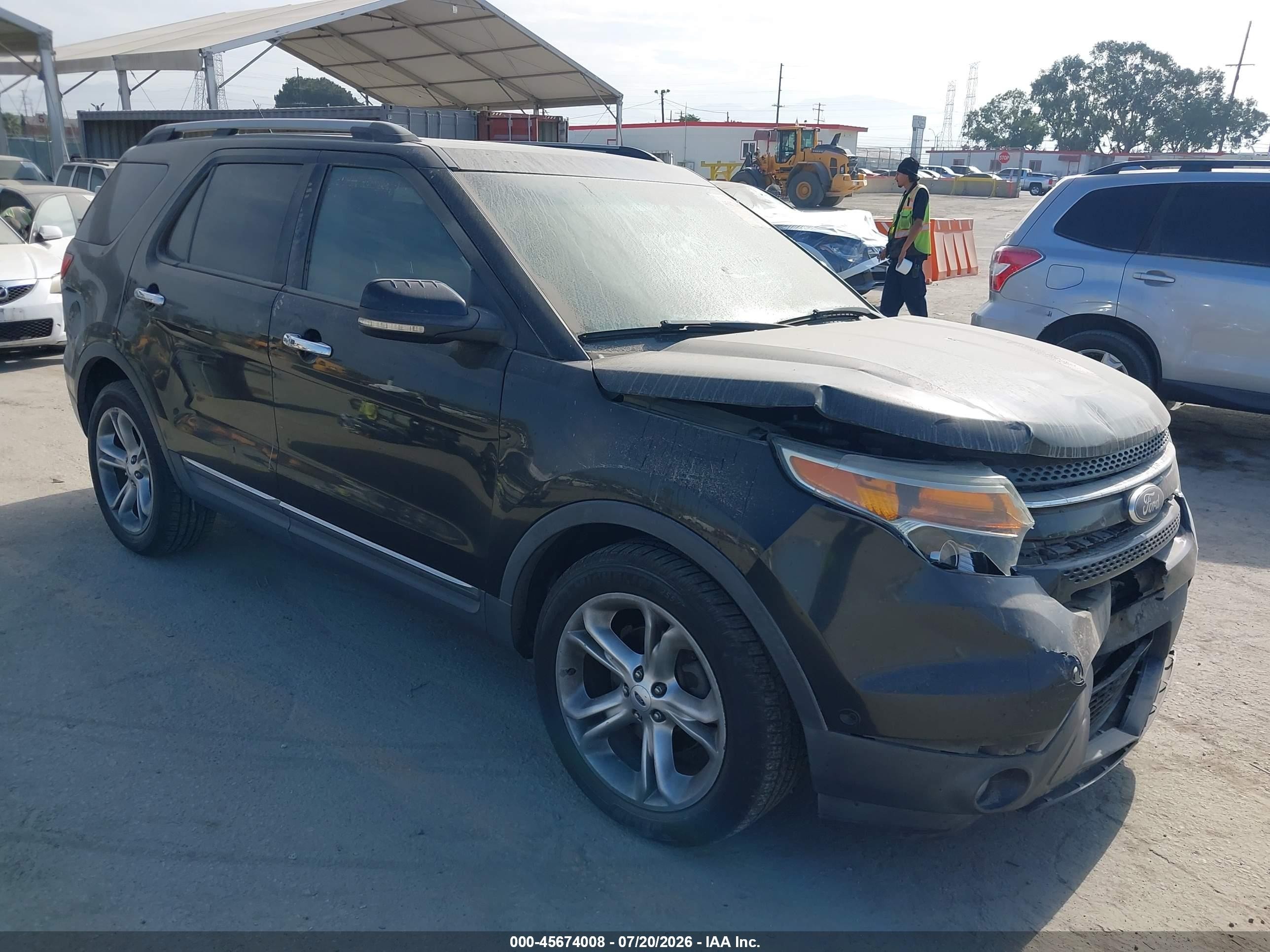 2012 Ford Explorer Limited, VIN 1FMHK8F86CGA68318 — Front end