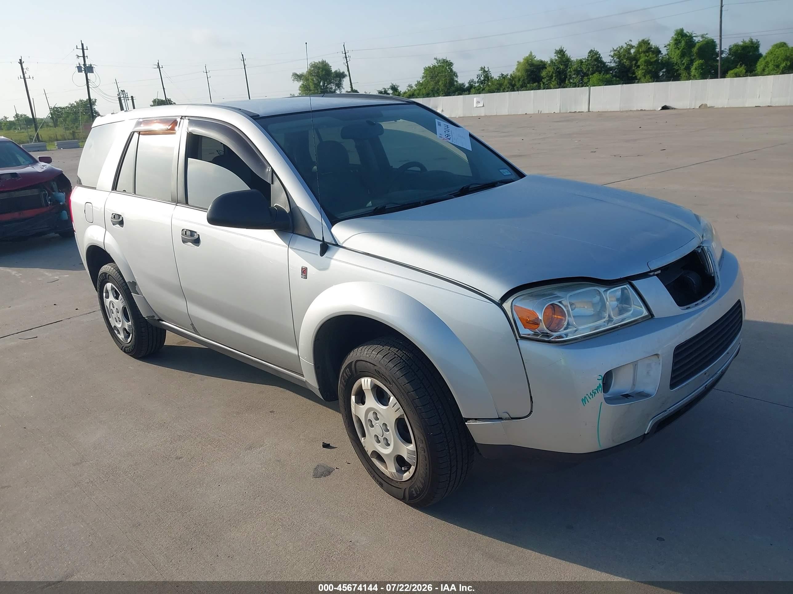 2006 Saturn VUE, VIN 5GZCZ33D66S898375 — Front end