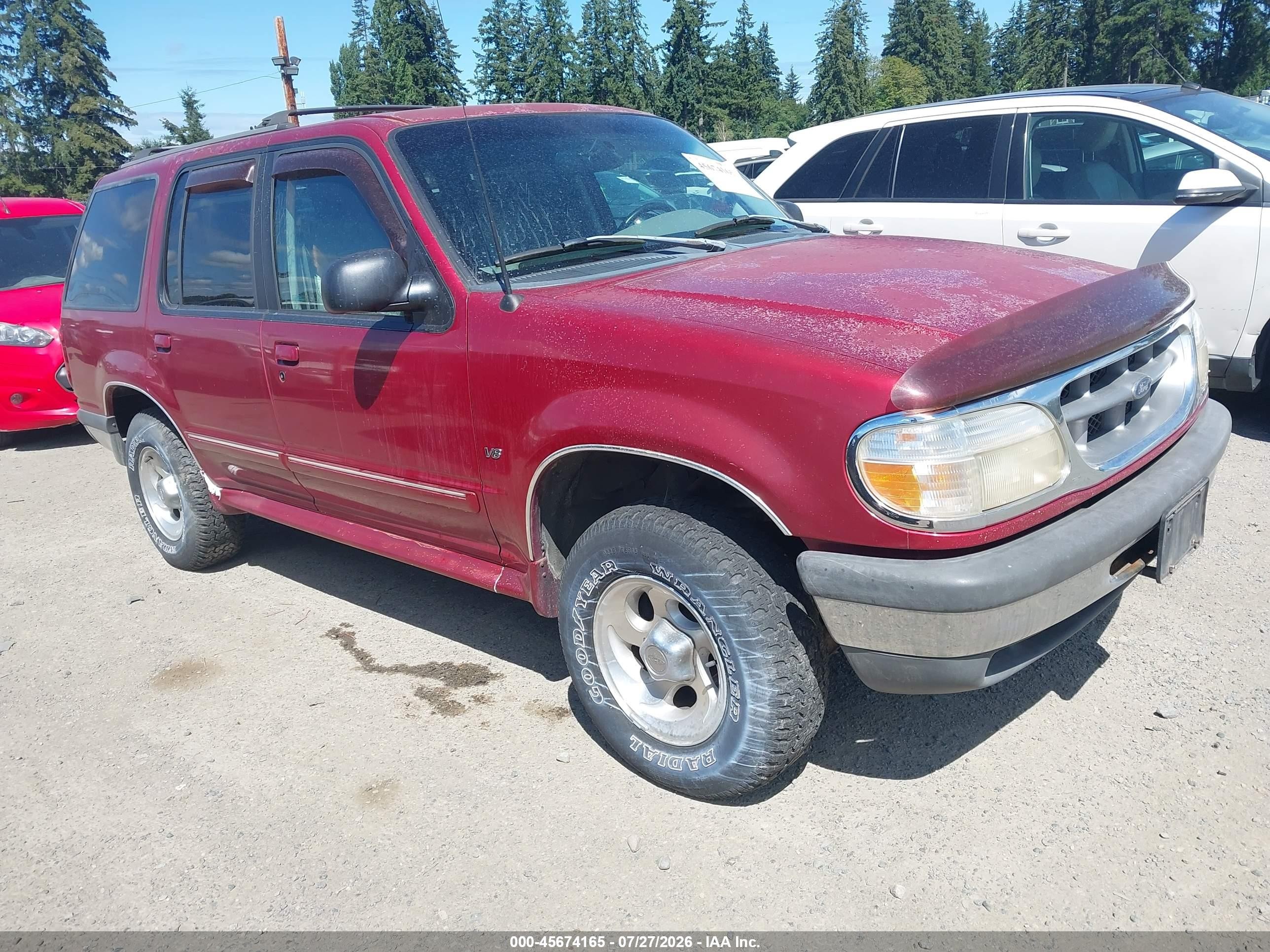 1998 Ford Explorer XLT, VIN 1FMZU35P3WUA34501 — Normal wear