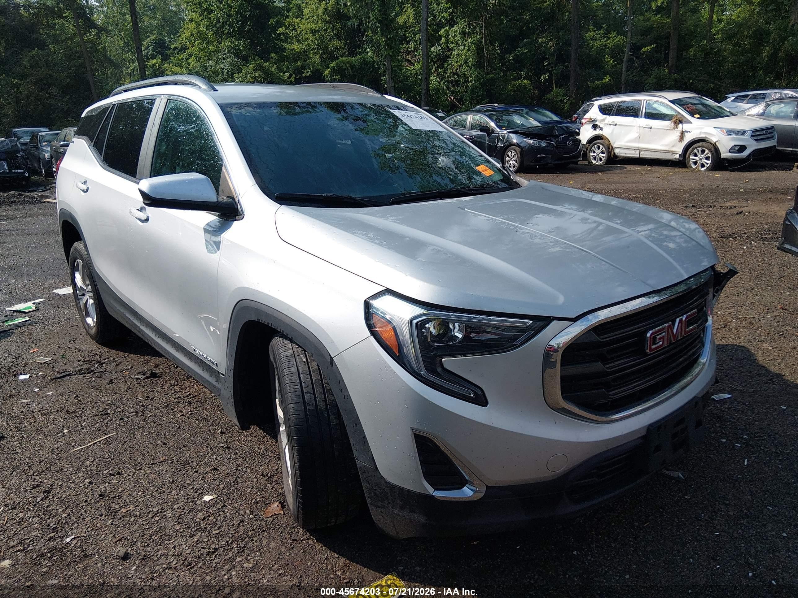 2021 GMC Terrain SLE, VIN 3GKALTEV4ML400738 — Перед