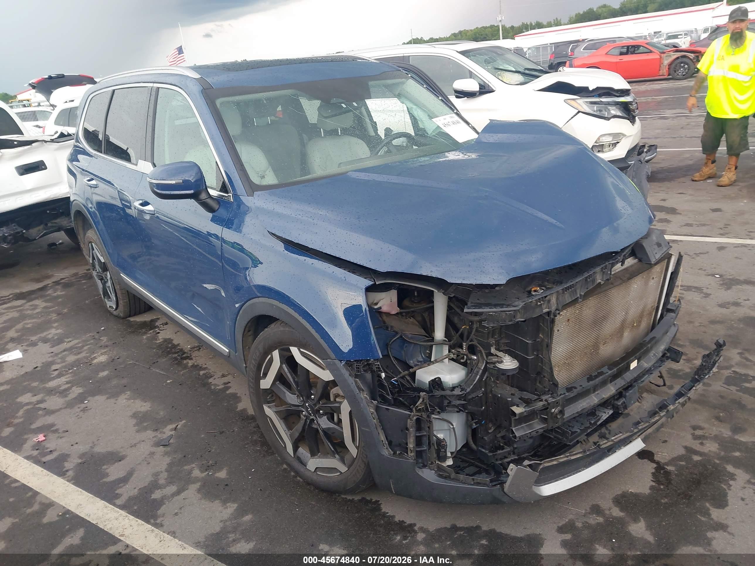 2023 Kia Telluride S, VIN 5XYP64GC7PG331277 — Перед