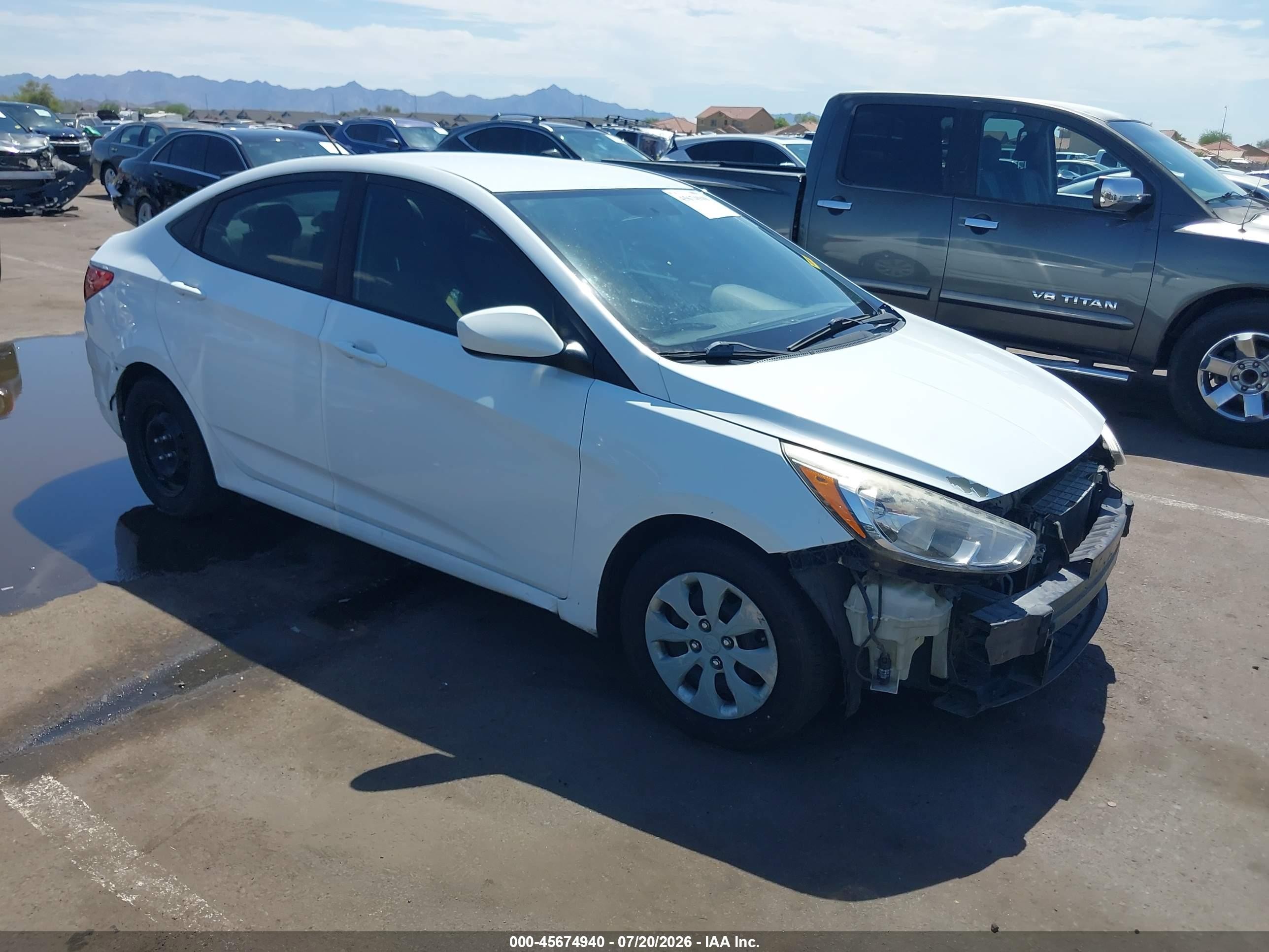 2016 Hyundai Accent SE, VIN KMHCT4AE1GU123908 — Front end