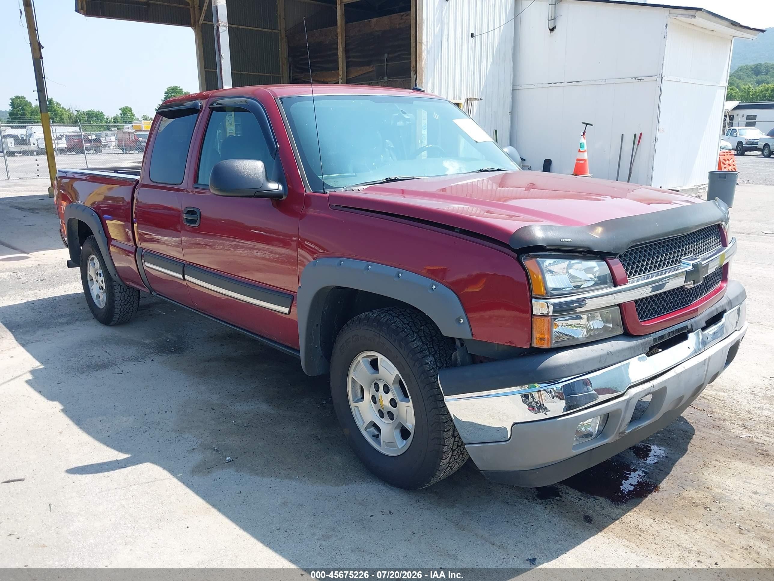 2004 Chevrolet Silverado 1500 Z71, VIN 1GCEK19T94E163225 — Front end