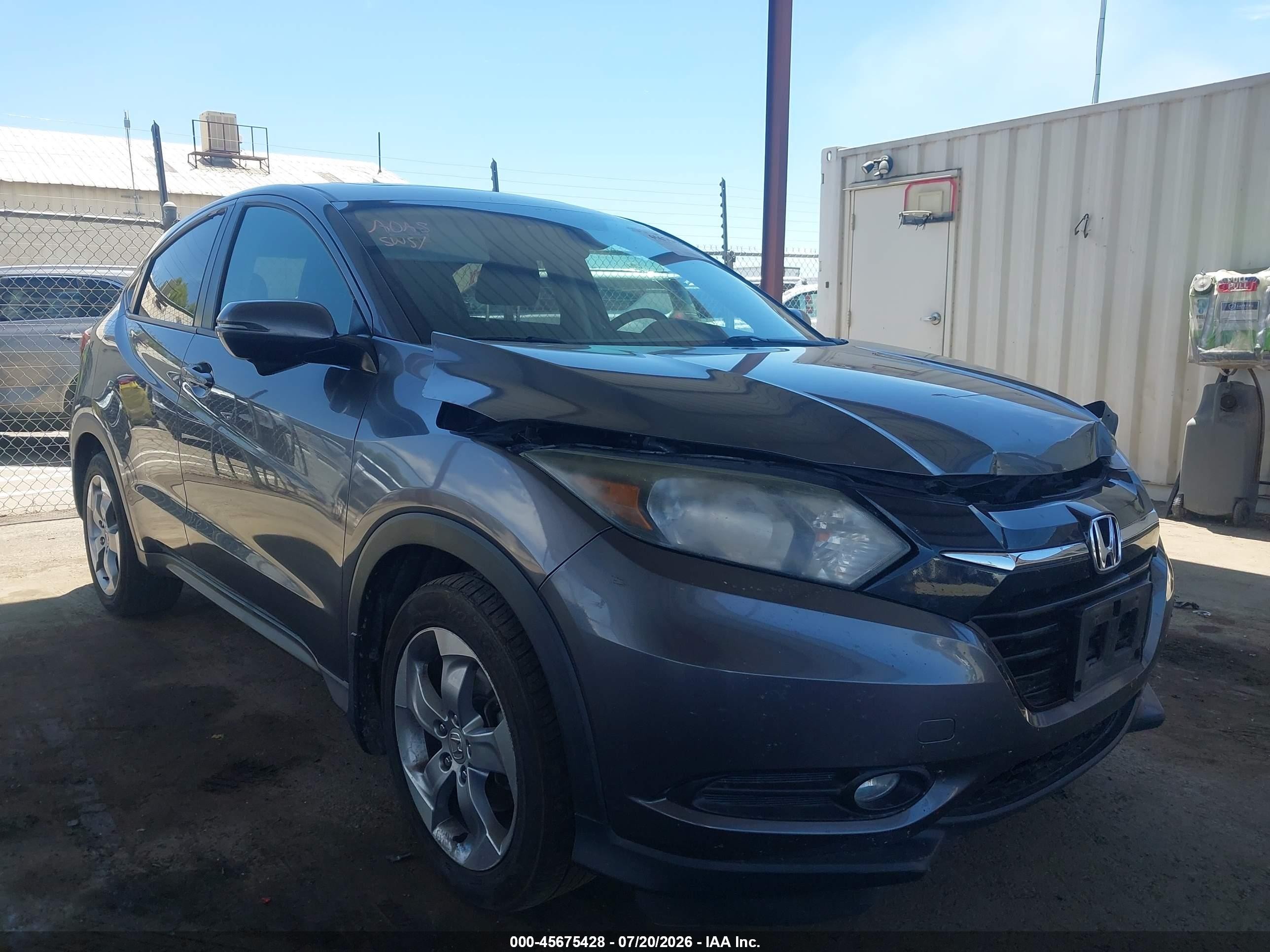 2017 Honda HR-V EX, VIN 3CZRU5H59HG707916 — Front end