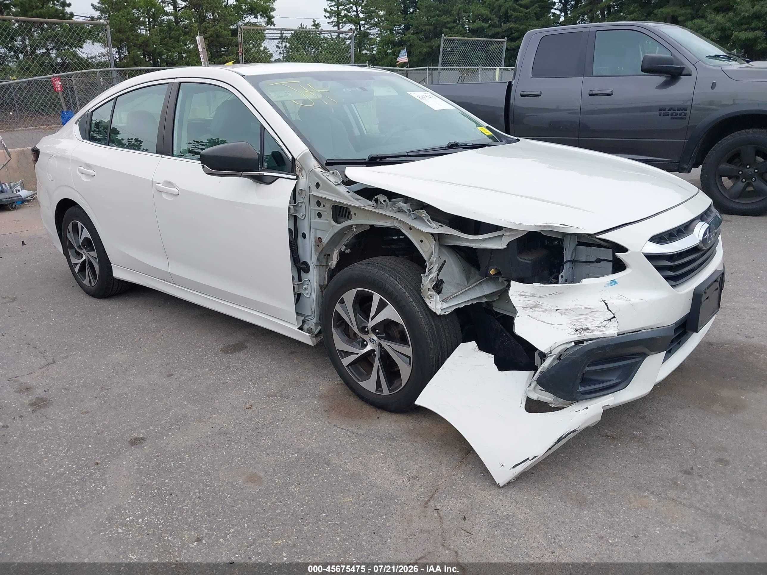 2020 Subaru Legacy, VIN 4S3BWAB6XL3019351 — Перед