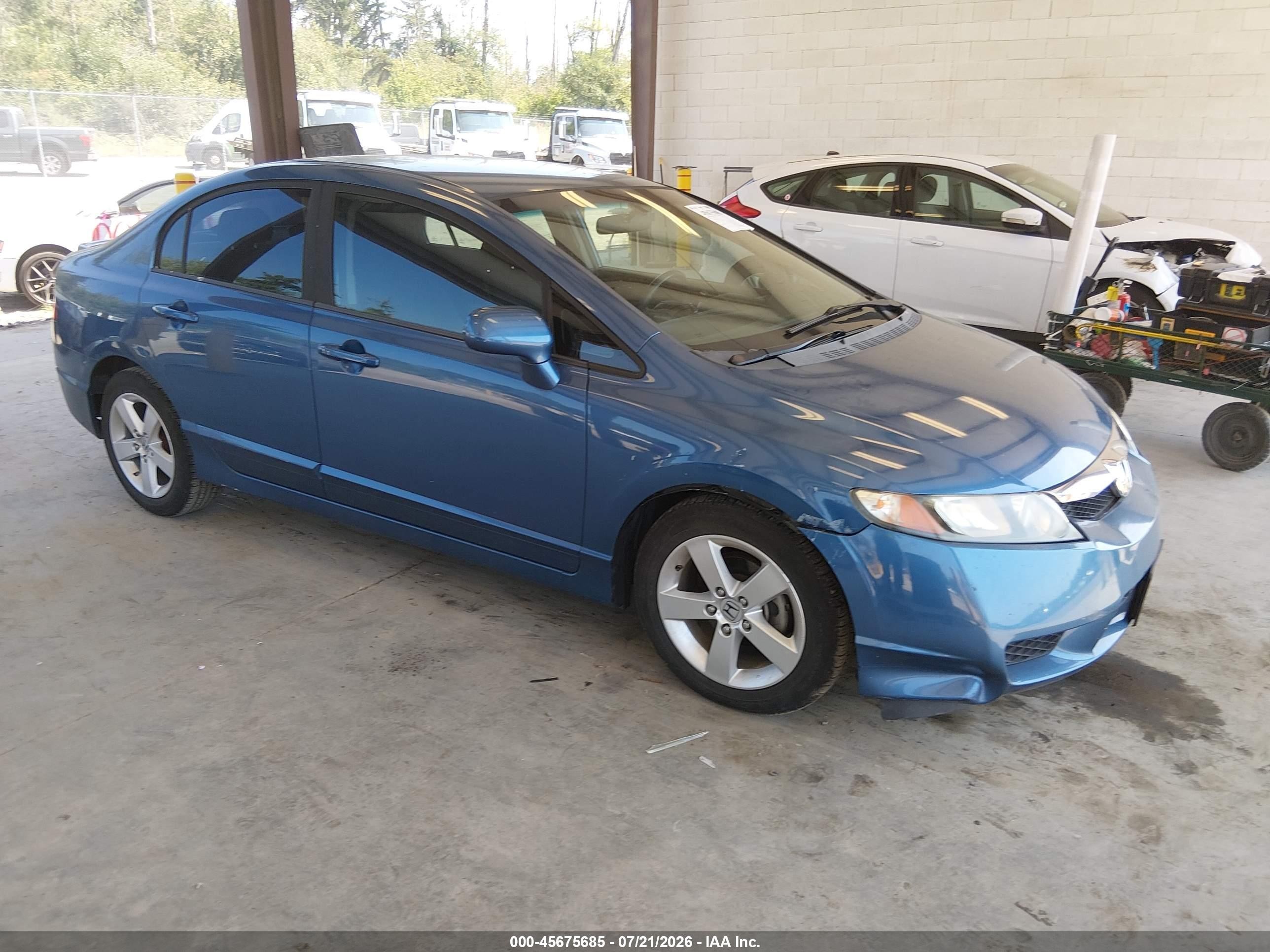 2010 Honda Civic LX-S, VIN 19XFA1F6XAE064094 — Front end