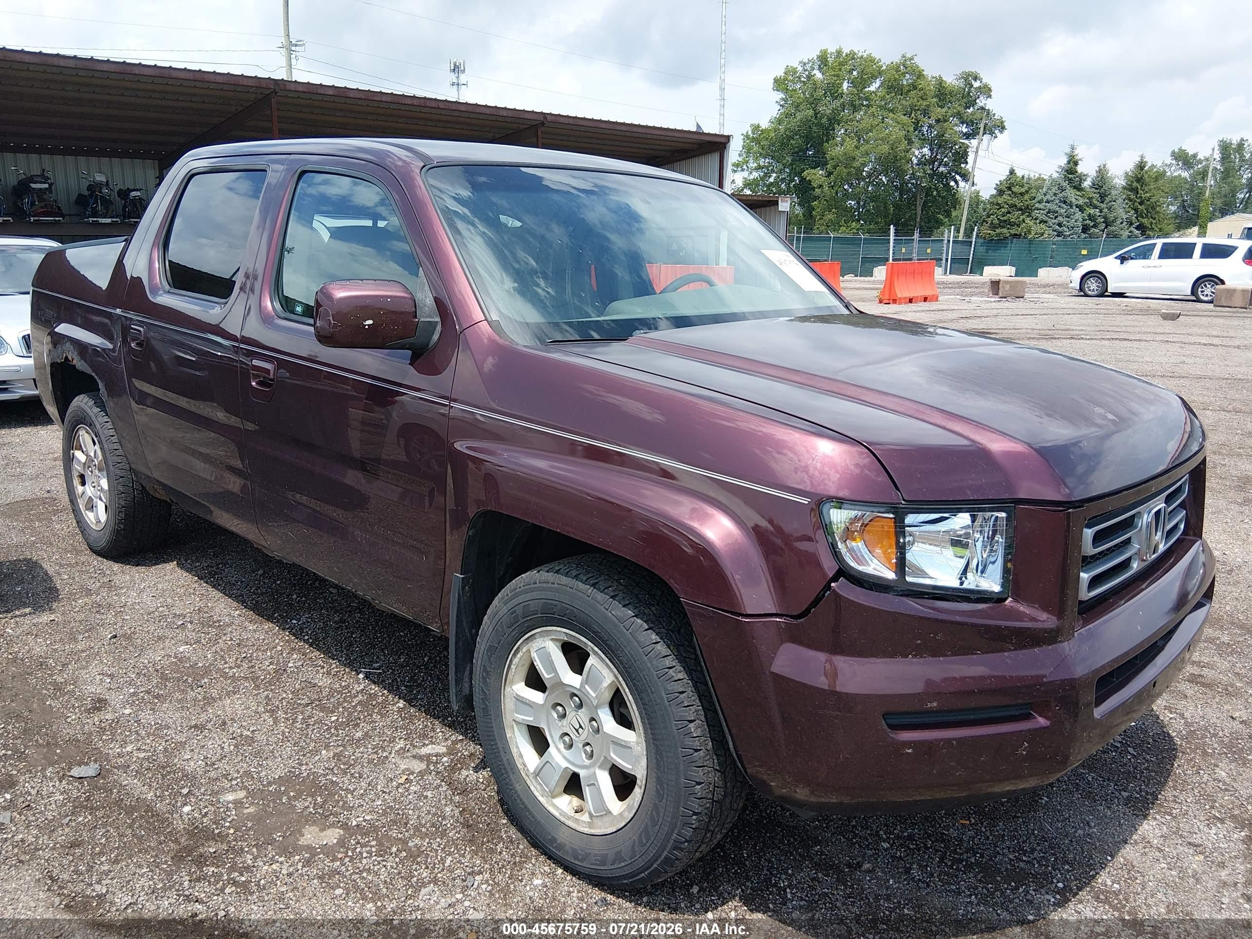 2008 Honda Ridgeline RTS, VIN 2HJYK16448H514885 — Normal wear