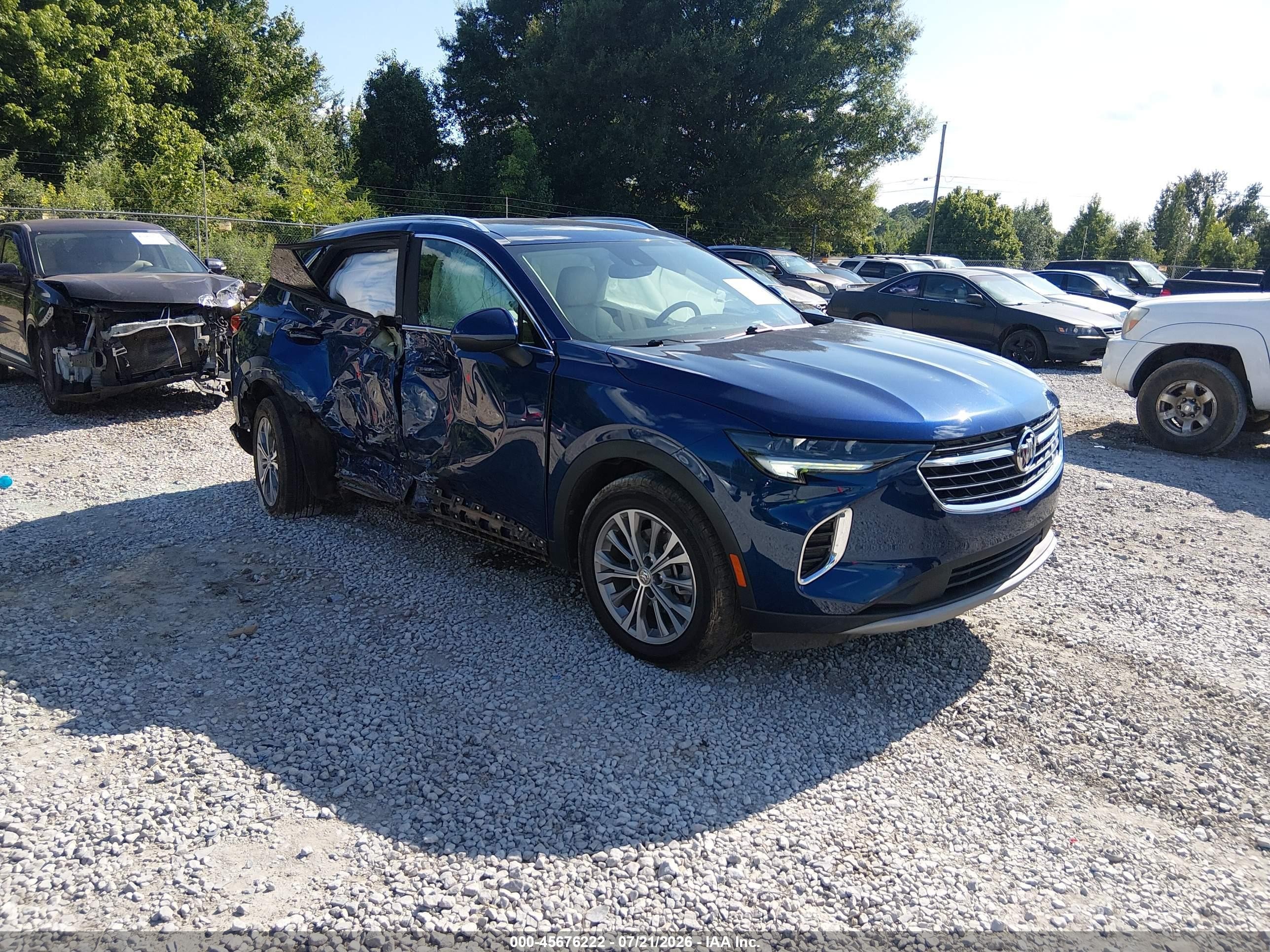 2022 Buick Envision Preferred, VIN LRBAZLR42ND021786 — Side