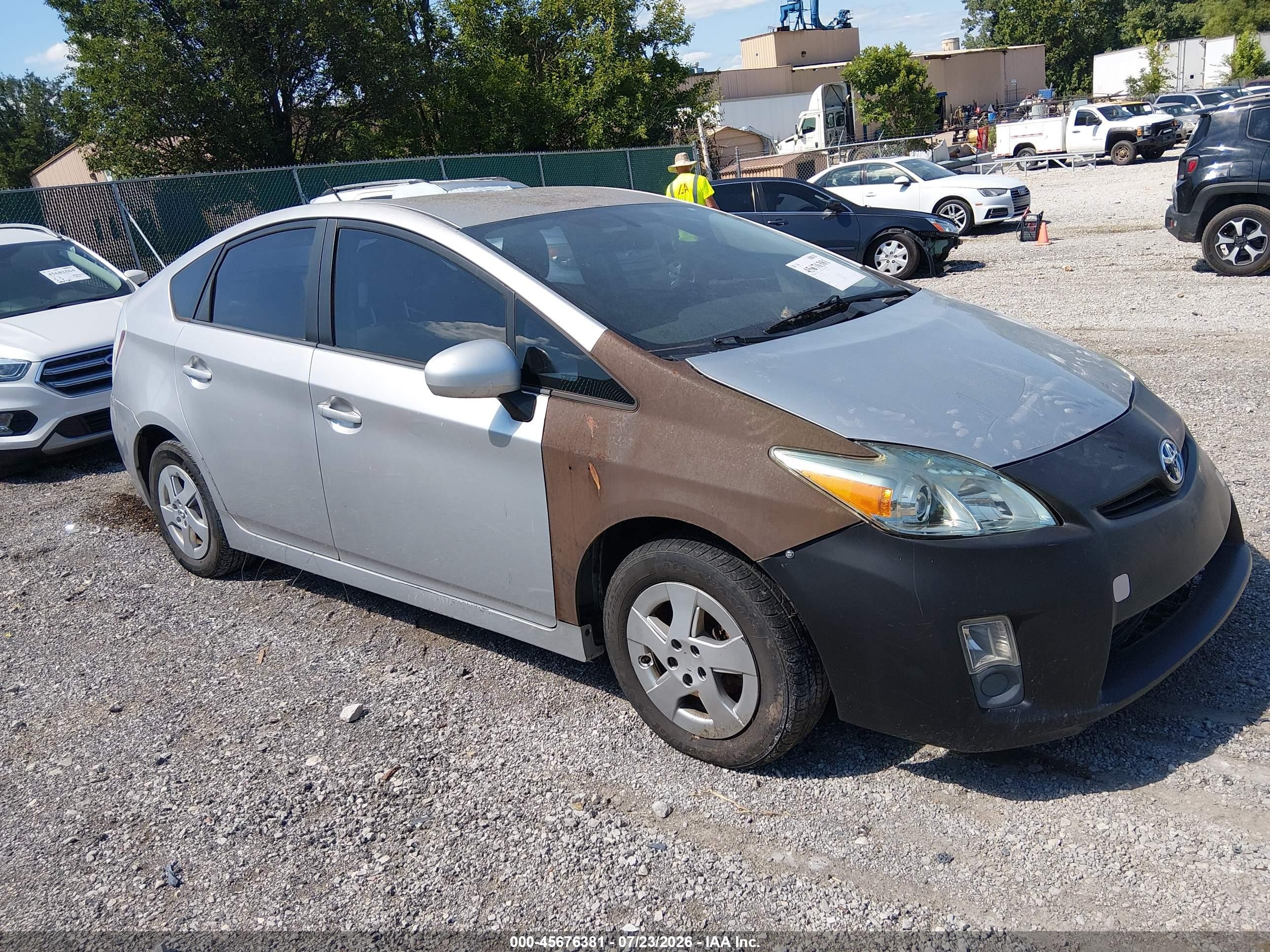 2010 Toyota Prius II, VIN JTDKN3DU4A1067575 — Normal wear