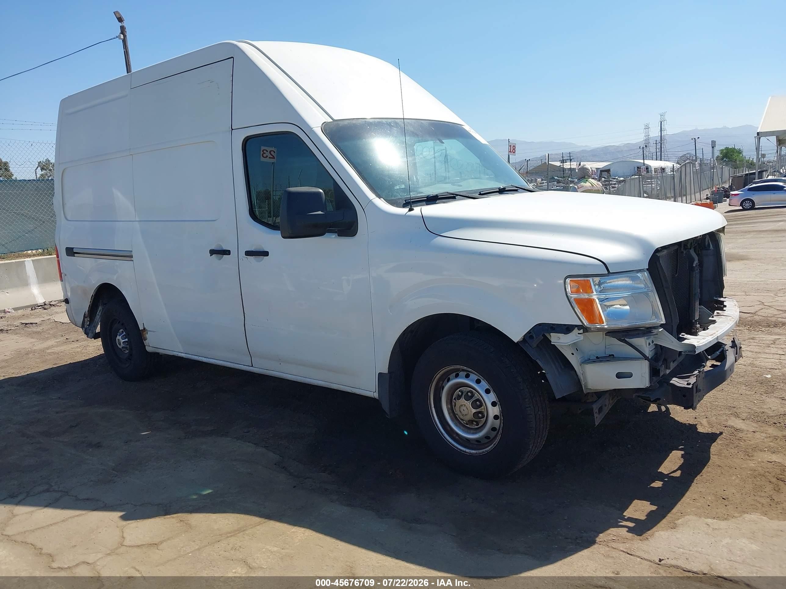 2017 Nissan NV Cargo S, VIN 1N6BF0LY0HN807638 — Front end