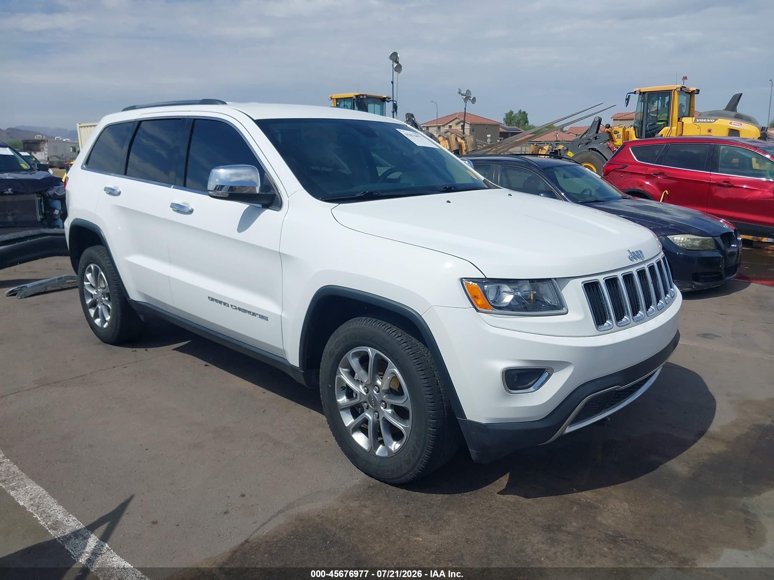2016 Jeep Grand Cherokee Limited, VIN 1C4RJEBG4GC352082 — Зад