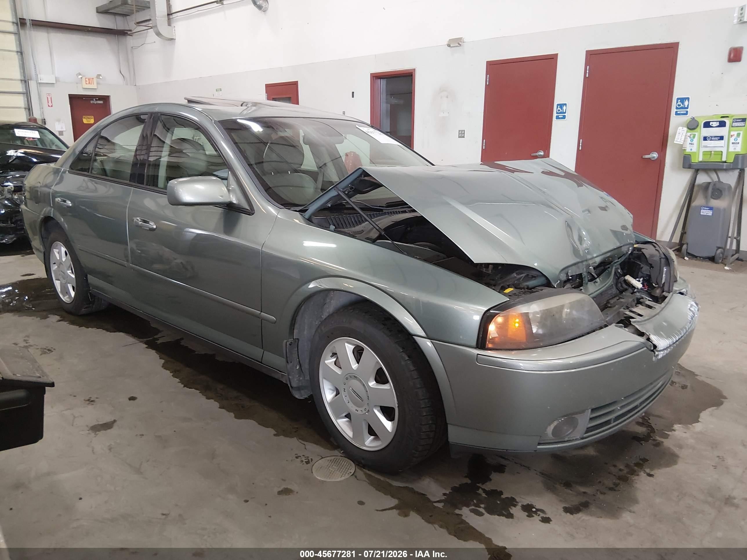 2003 Lincoln LS Sport, VIN 1LNHM87AX3Y685839 — Front end