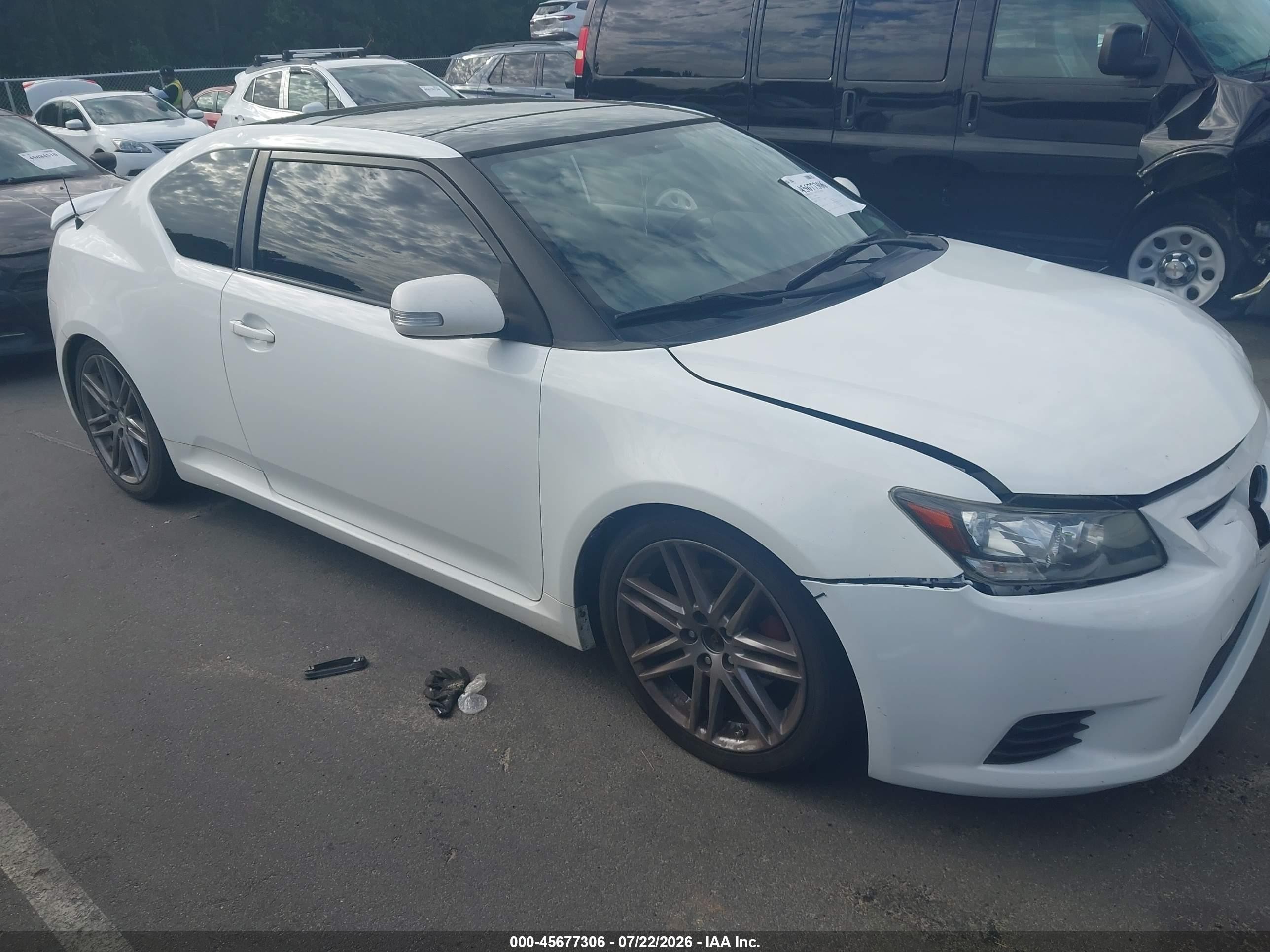 2013 Scion tC, VIN JTKJF5C77D3061626 — Normal wear