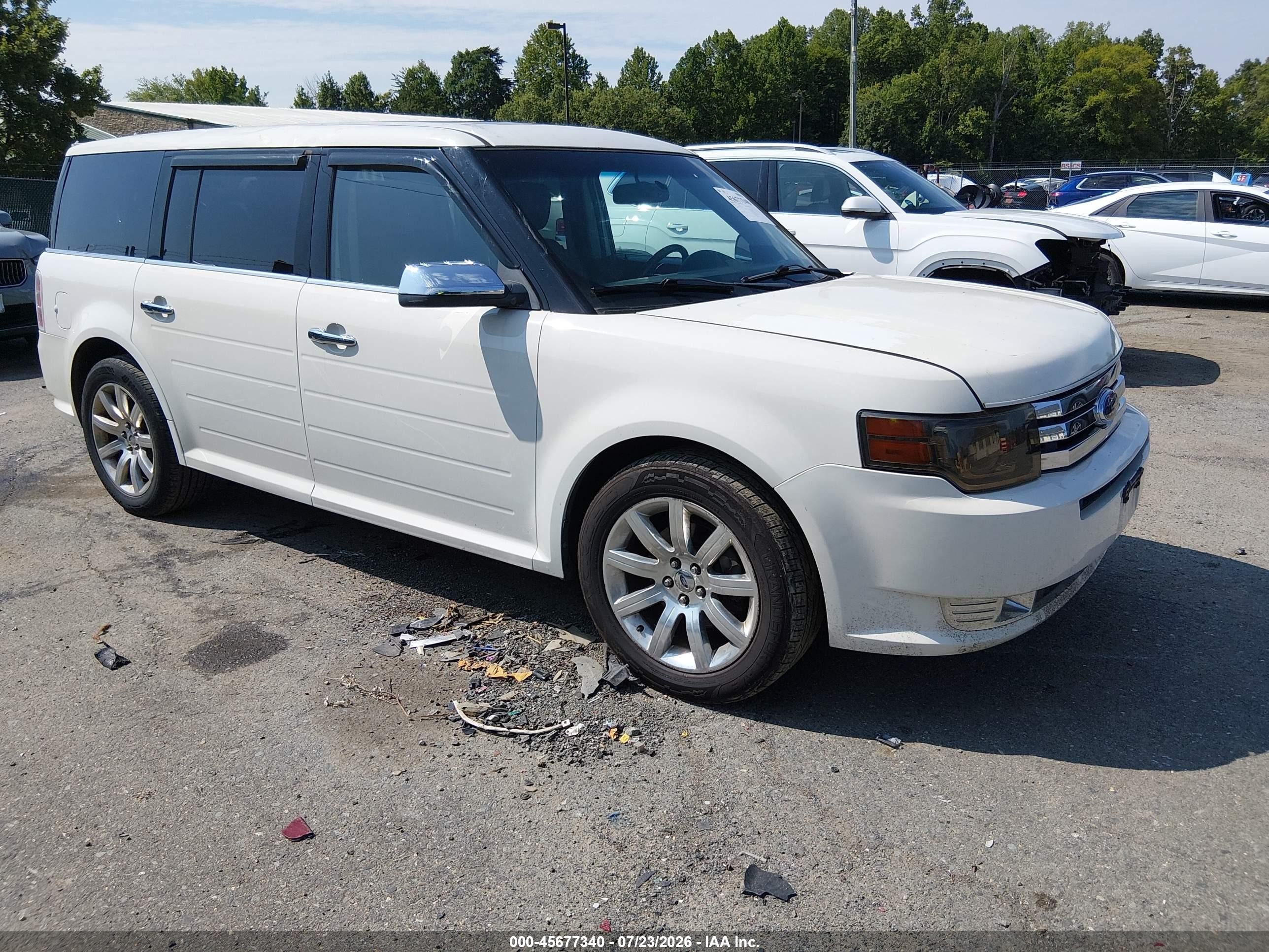 2009 Ford Flex Limited, VIN 2FMDK53C39BA14934 — Roof