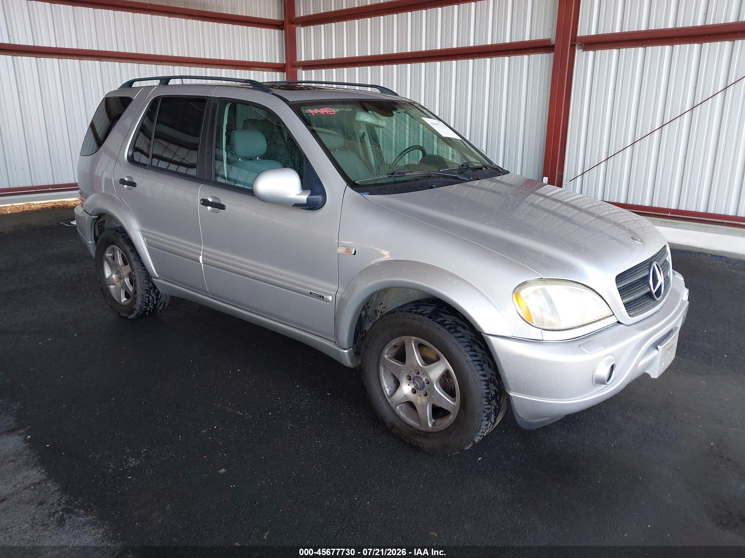 2001 Mercedes-Benz M 320/430/500, VIN 4JGAB54E91A284866 — Not stated