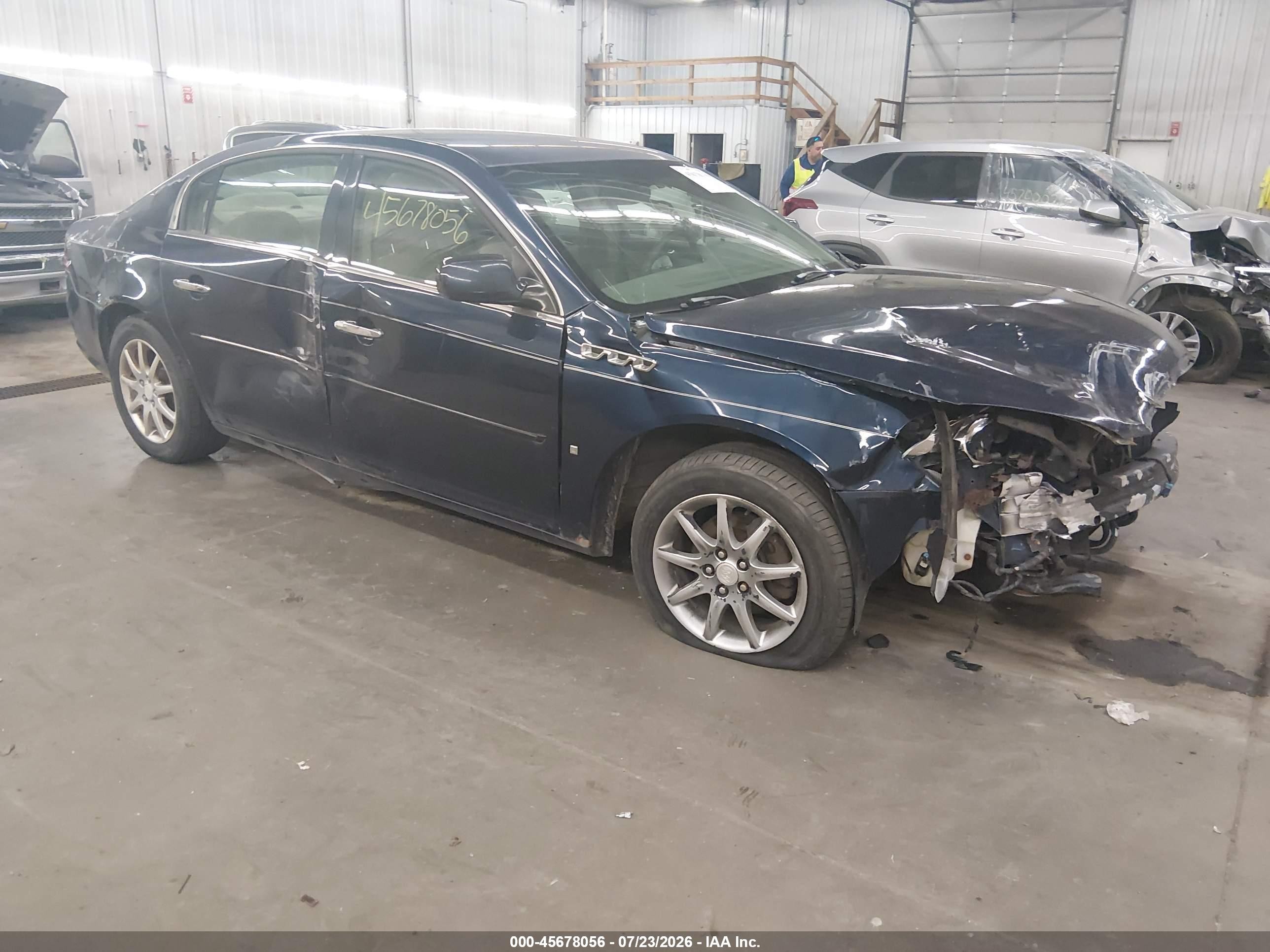 2008 Buick Lucerne CXL, VIN 1G4HD57298U115479 — Перед