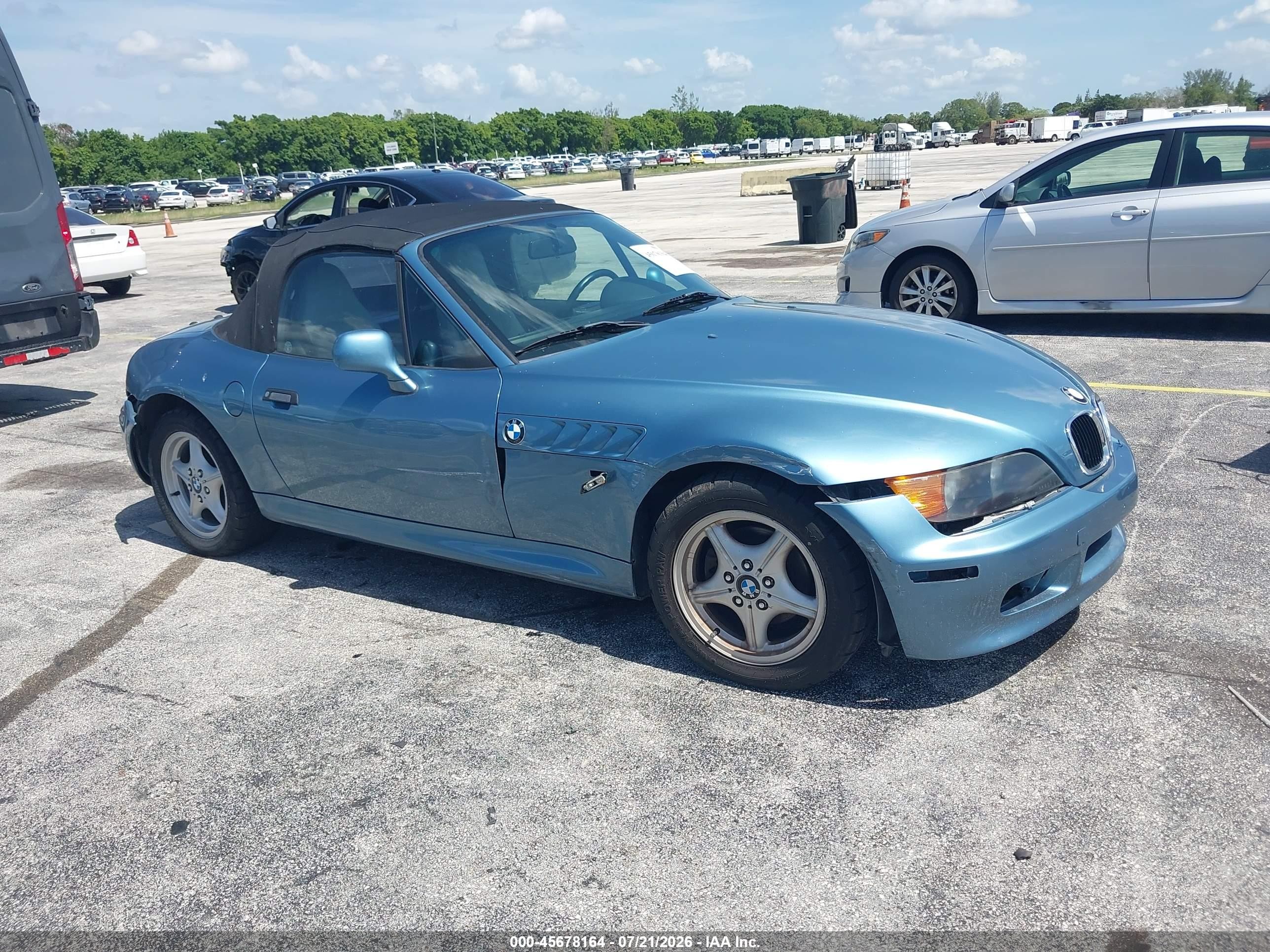 1998 BMW 3 Series Z3 1.9, VIN 4USCH7331WLD16628 — Обычный износ