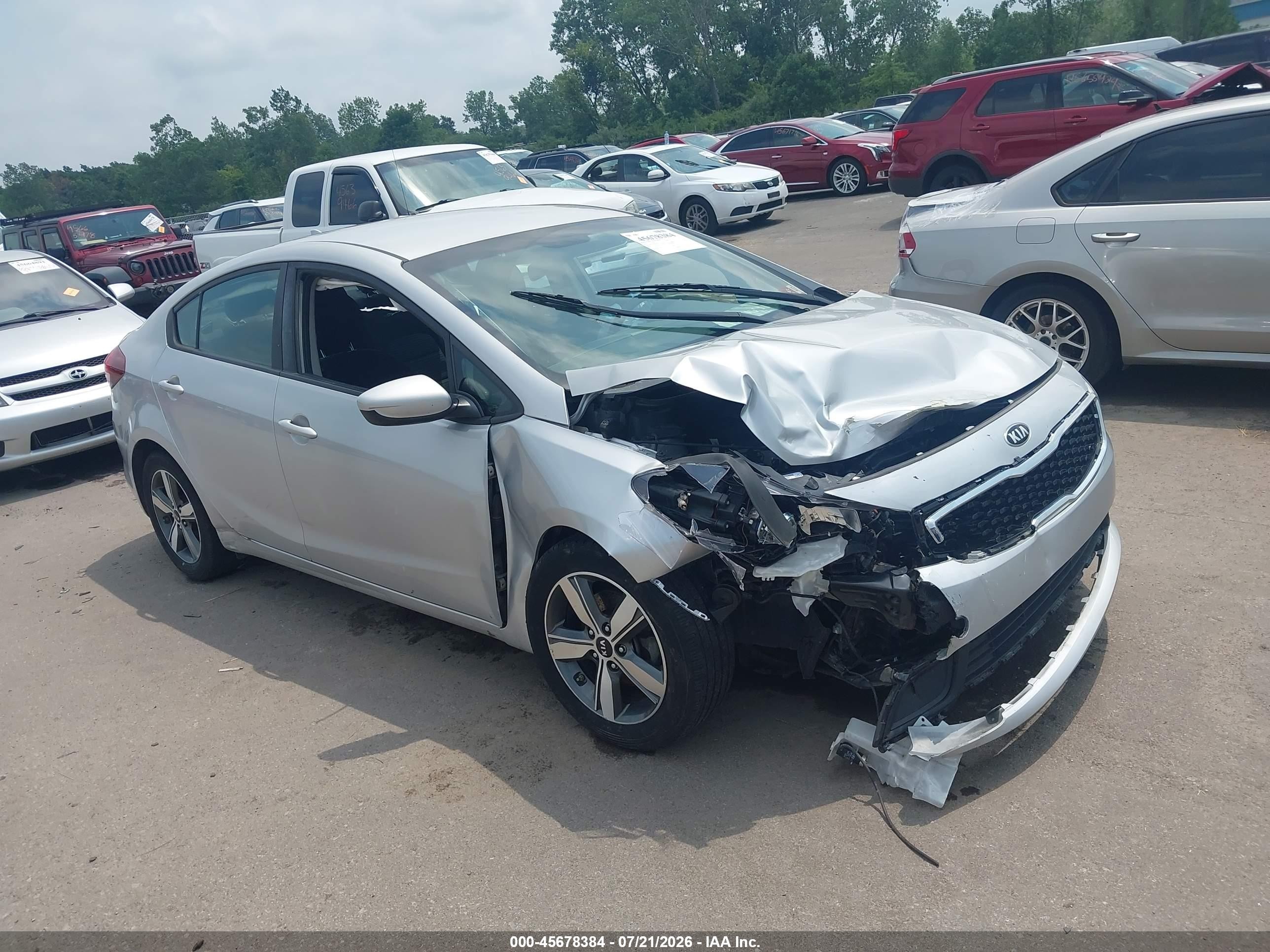2018 Kia Forte LX, VIN 3KPFL4A70JE168962 — Front end