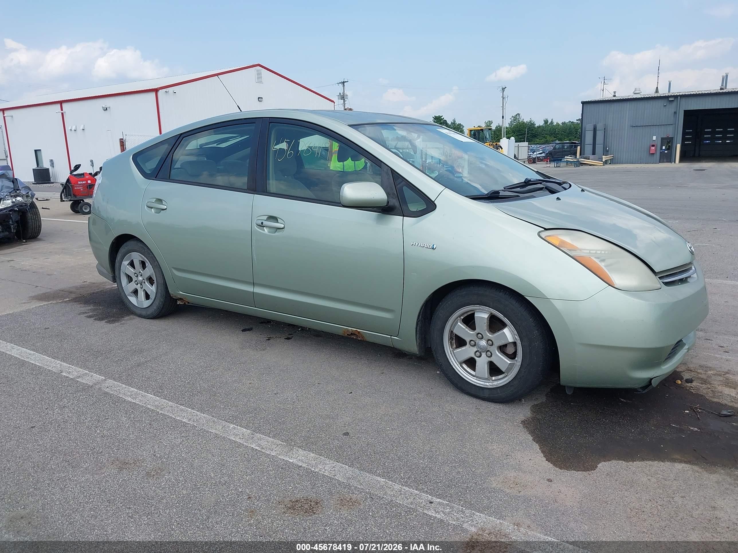 2008 Toyota Prius, VIN JTDKB20U587696259 — Side