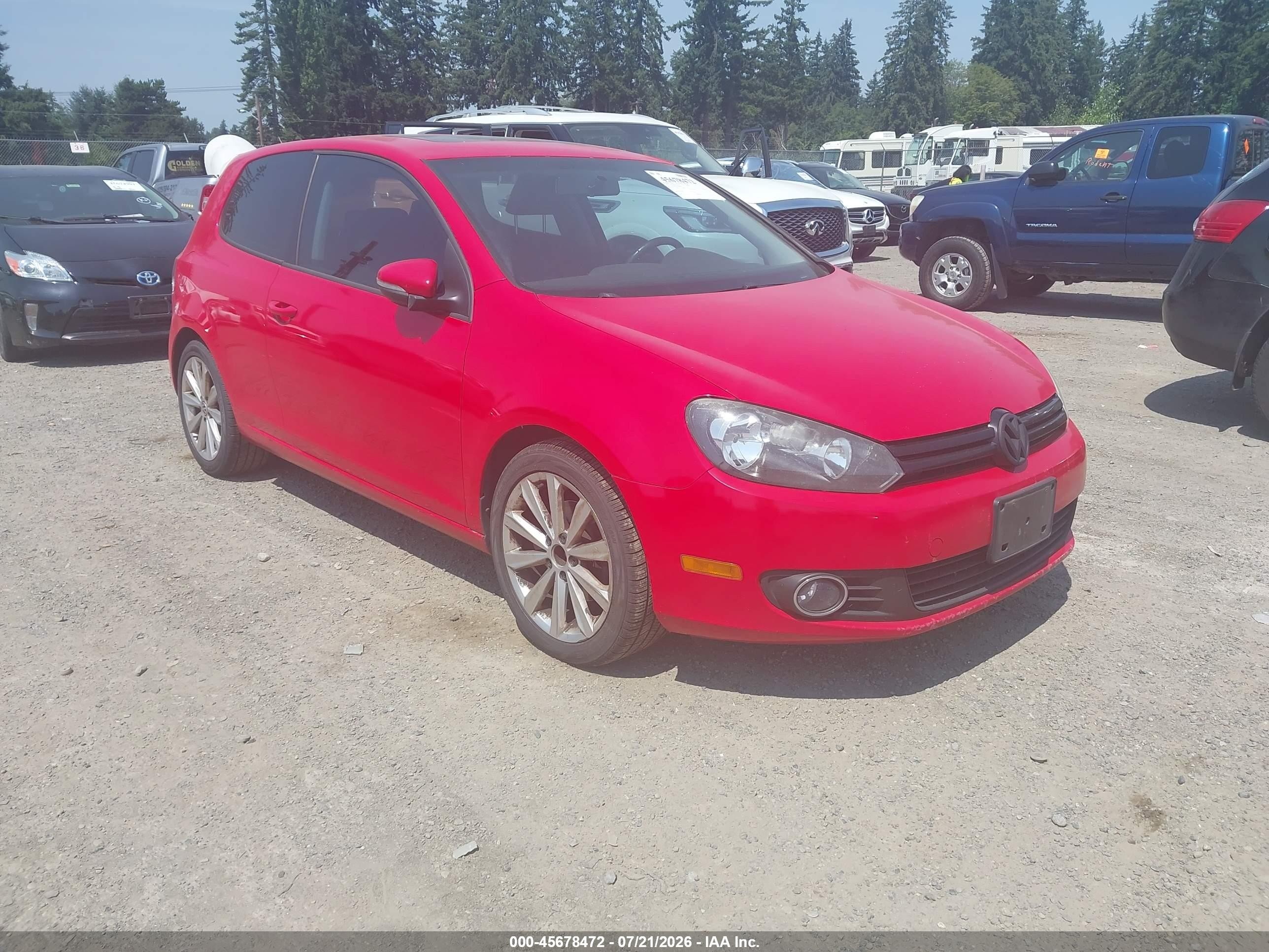 2013 Volkswagen Golf TDI, VIN WVWBM7AJ8DW088800 — Normal wear