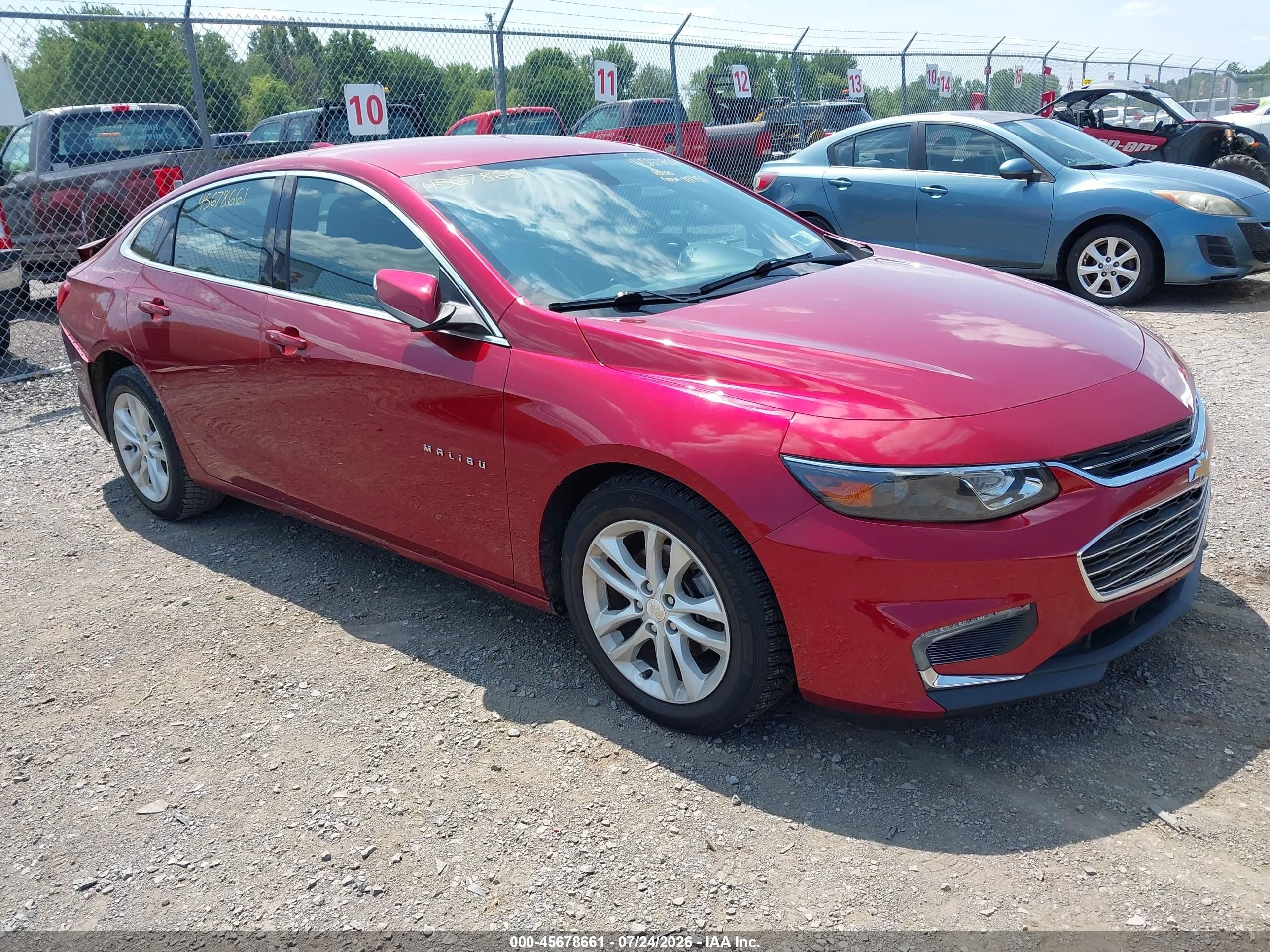 2017 Chevrolet Malibu LT, VIN 1G1ZE5ST2HF129596 — Normal wear