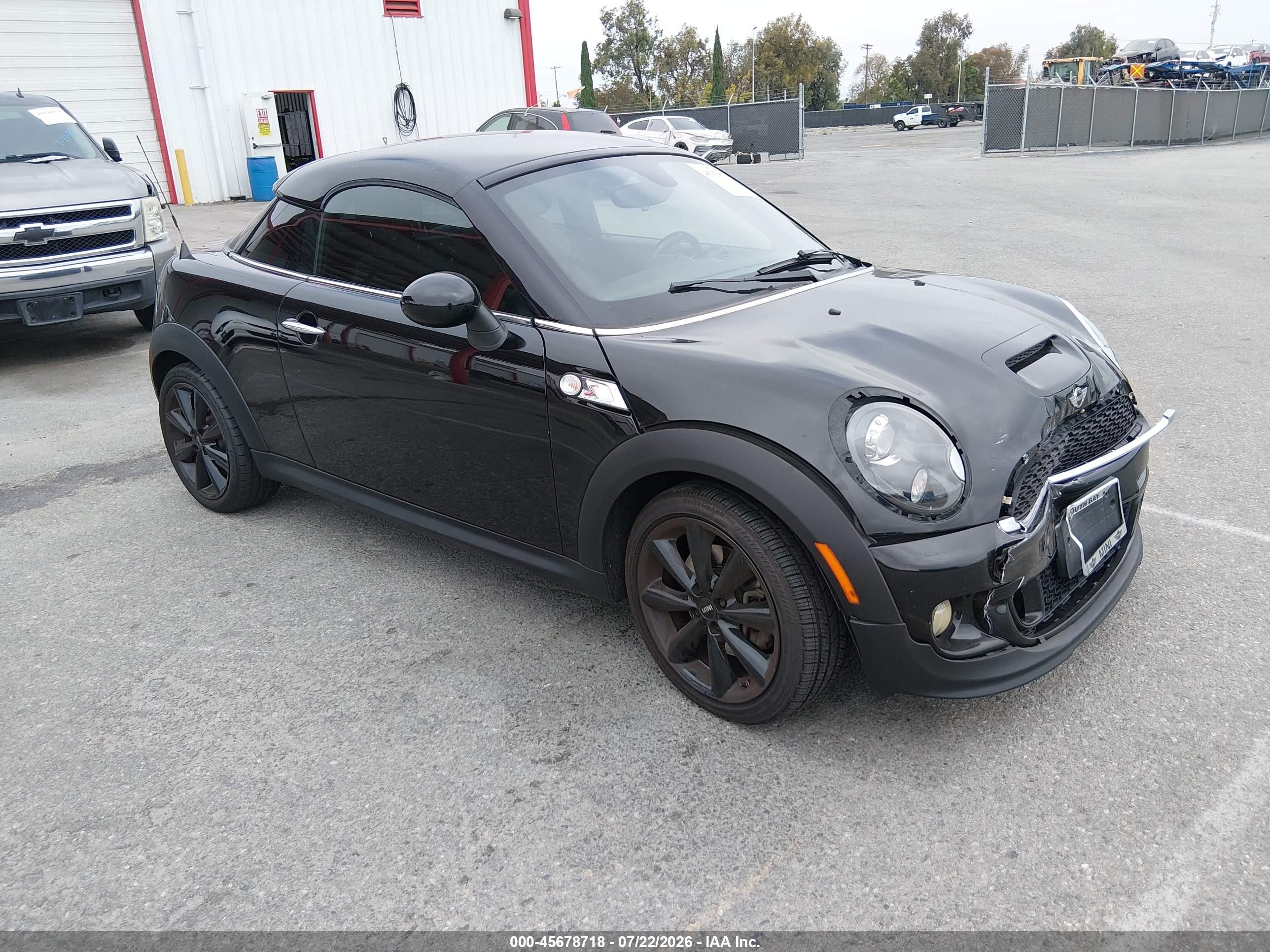 2013 MINI Coupe S, VIN WMWSX3C53DT466262 — Front end