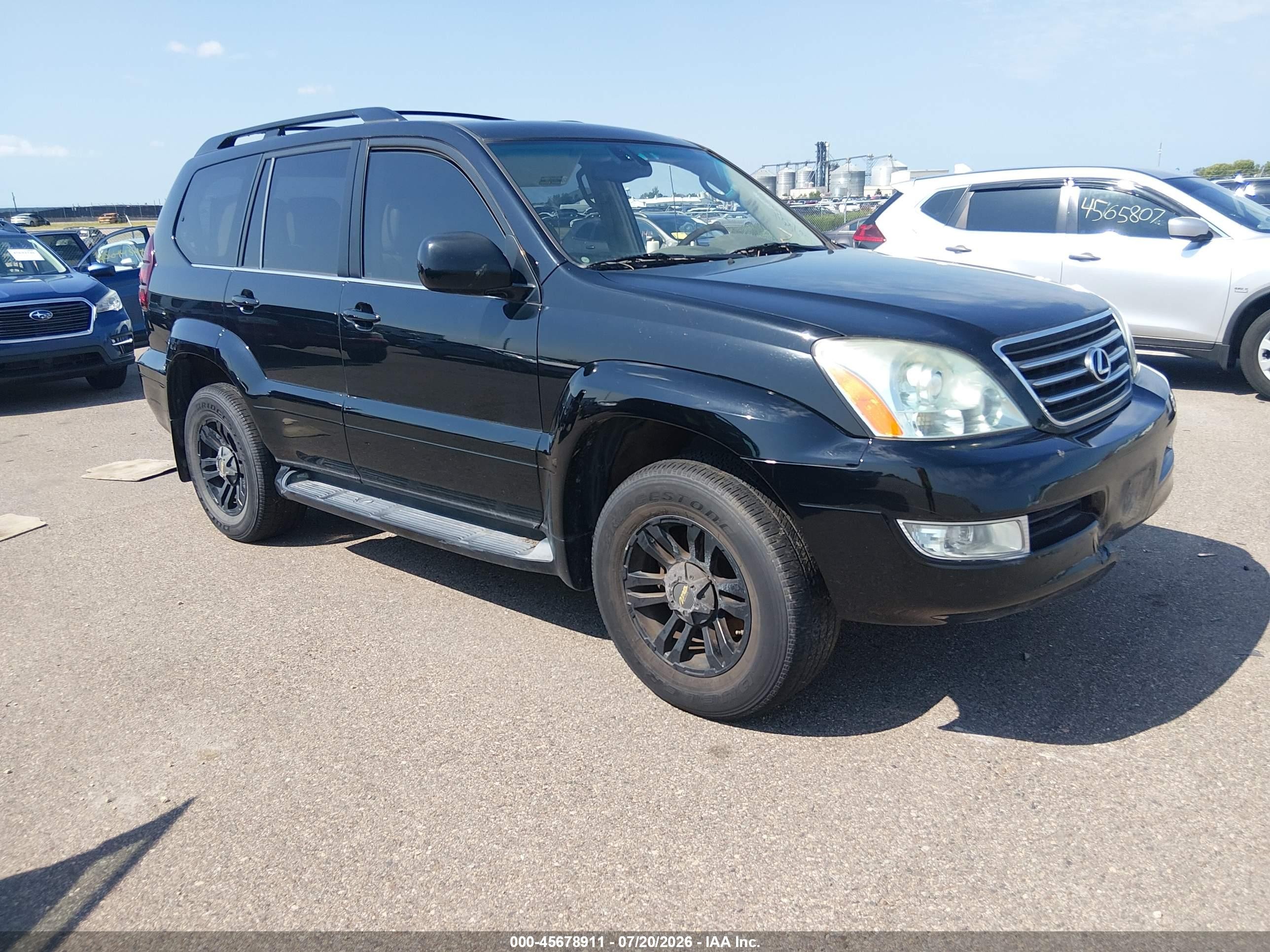 2004 Lexus GX 470, VIN JTJBT20X840058174 — Rear end