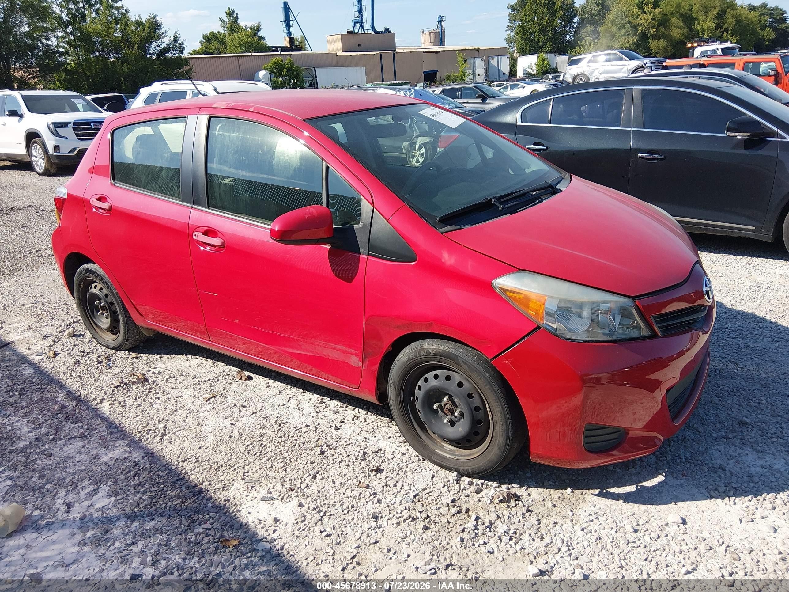 2014 Toyota Yaris LE, VIN JTDKTUD32ED591556 — Normal wear