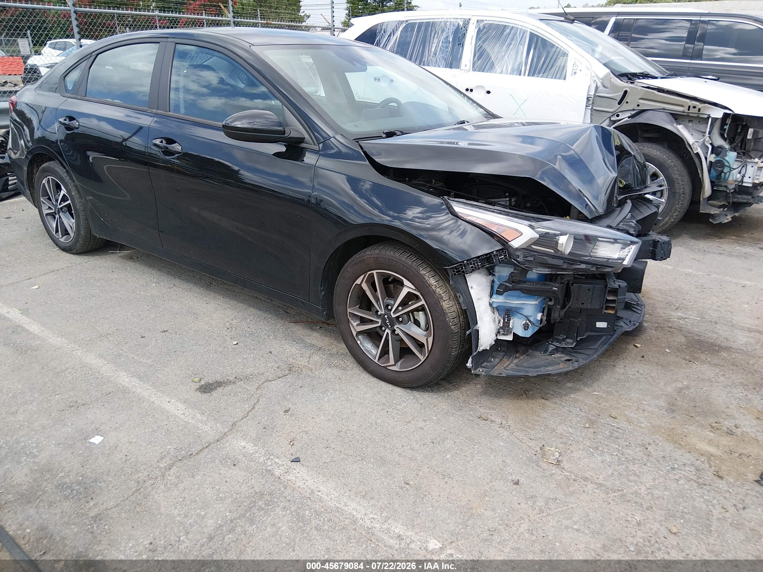2023 Kia Forte LXS, VIN 3KPF24ADXPE579061 — Front end