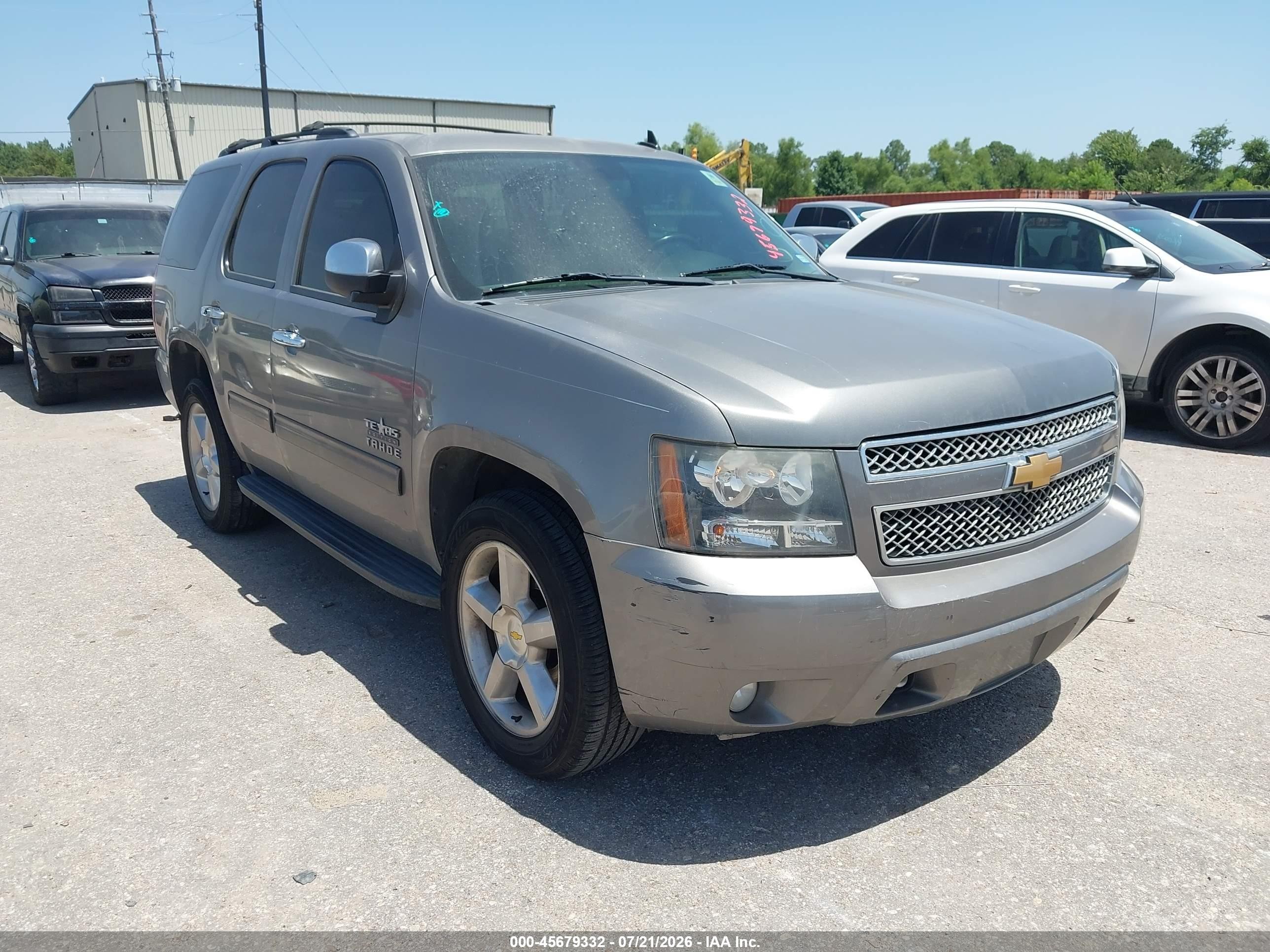 2012 Chevrolet Tahoe LS, VIN 1GNSCAE02CR293891 — Normal wear