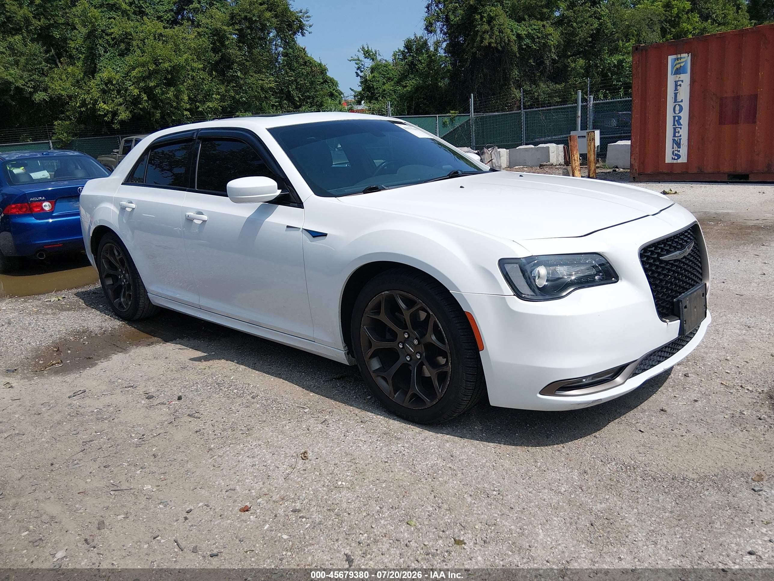 2016 Chrysler 300 S, VIN 2C3CCABG3GH269429 — Normal wear