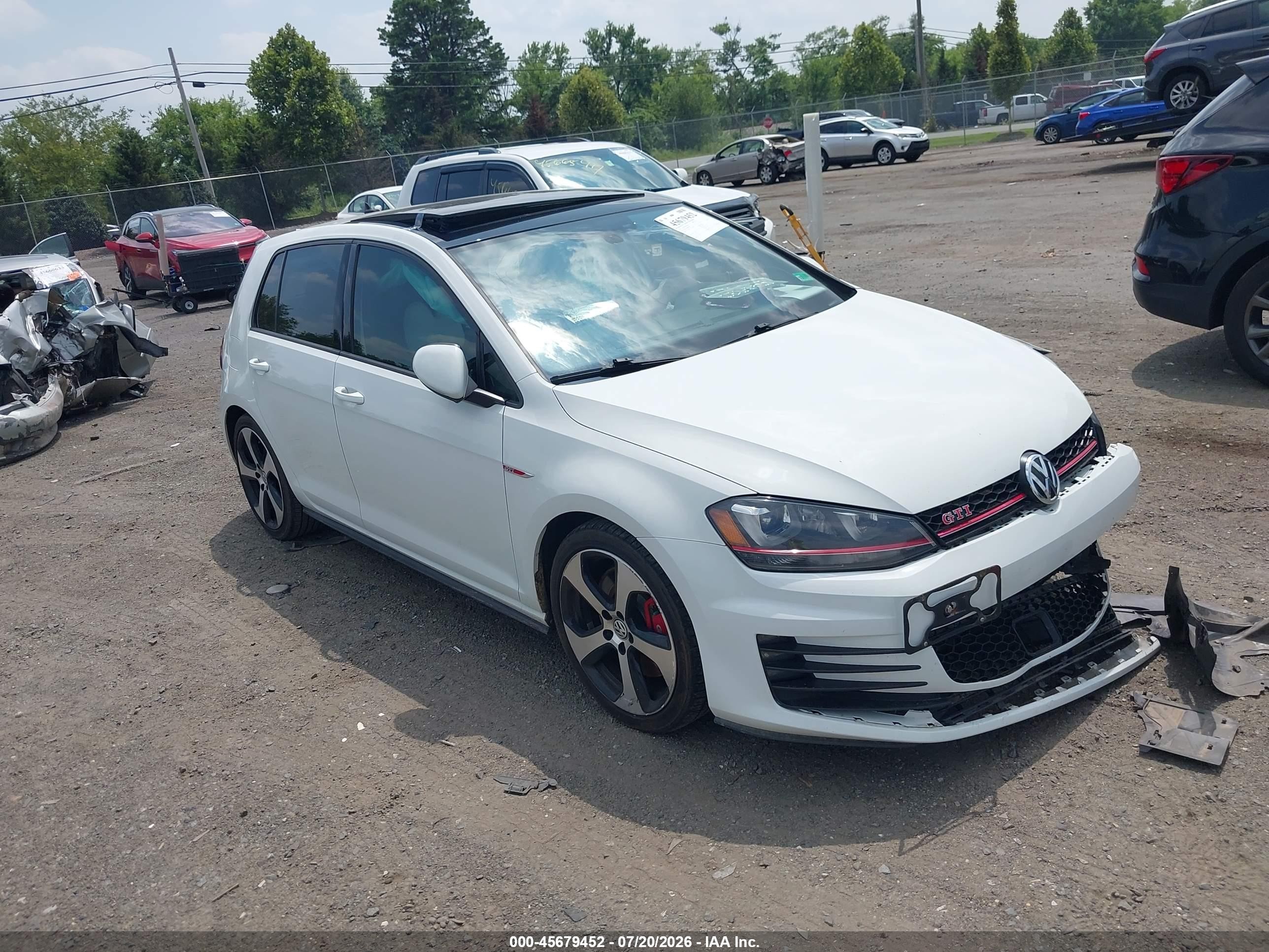 2017 Volkswagen Golf GTI S, VIN 3VW447AU0HM052587 — Front end