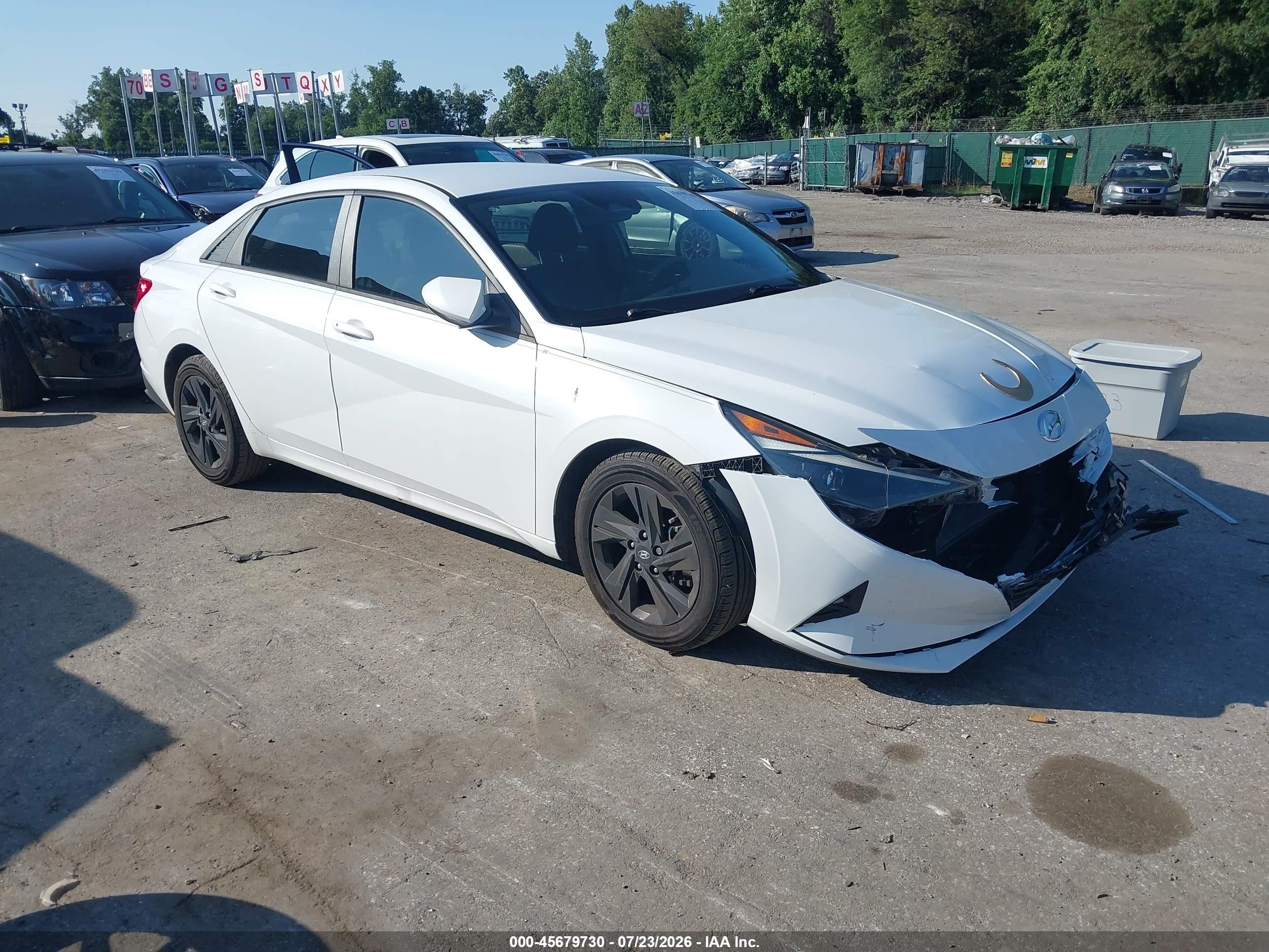 2021 Hyundai Elantra SEL, VIN 5NPLM4AG8MH011227 — Front end